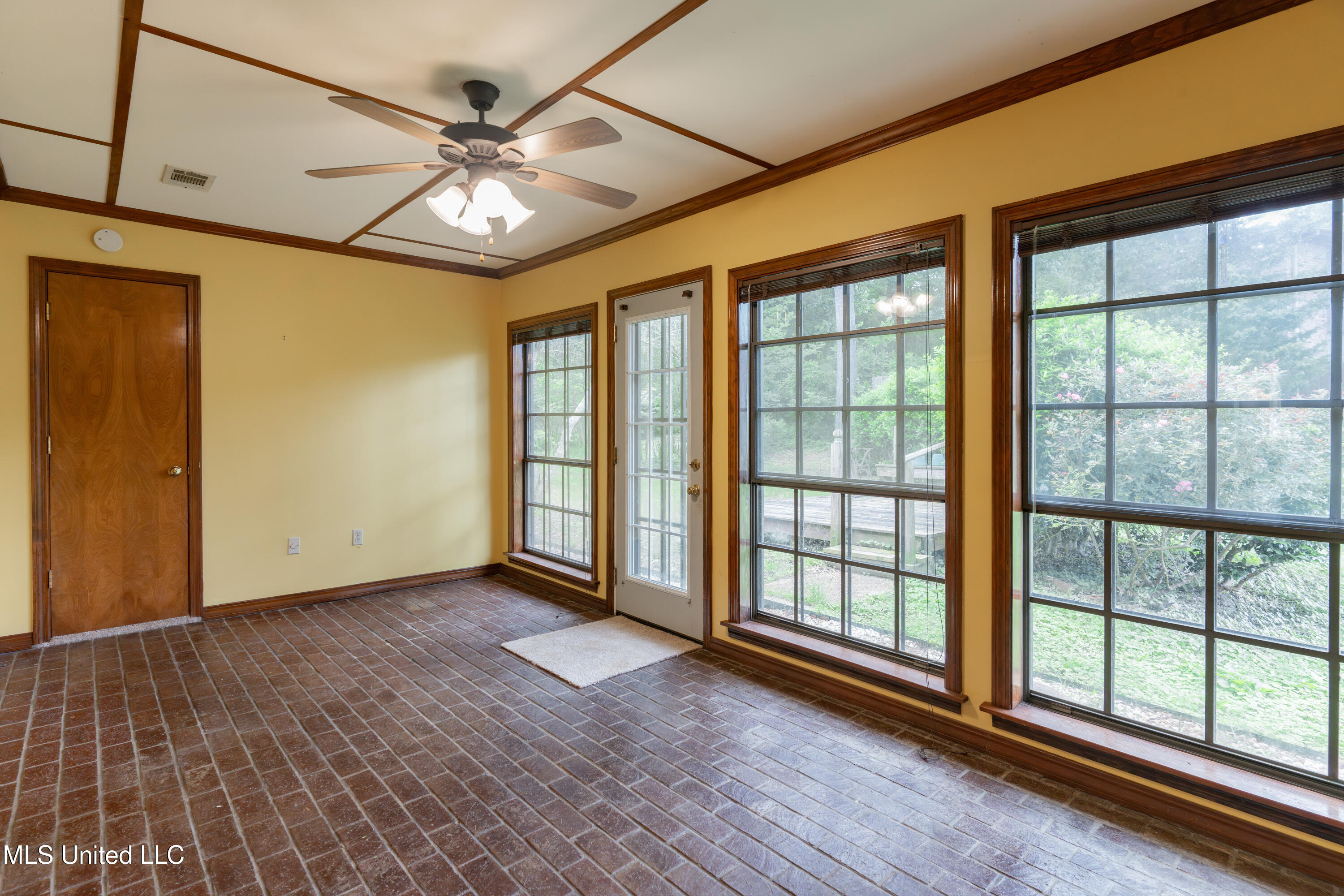 504 Hampton Street Property Photo 26
