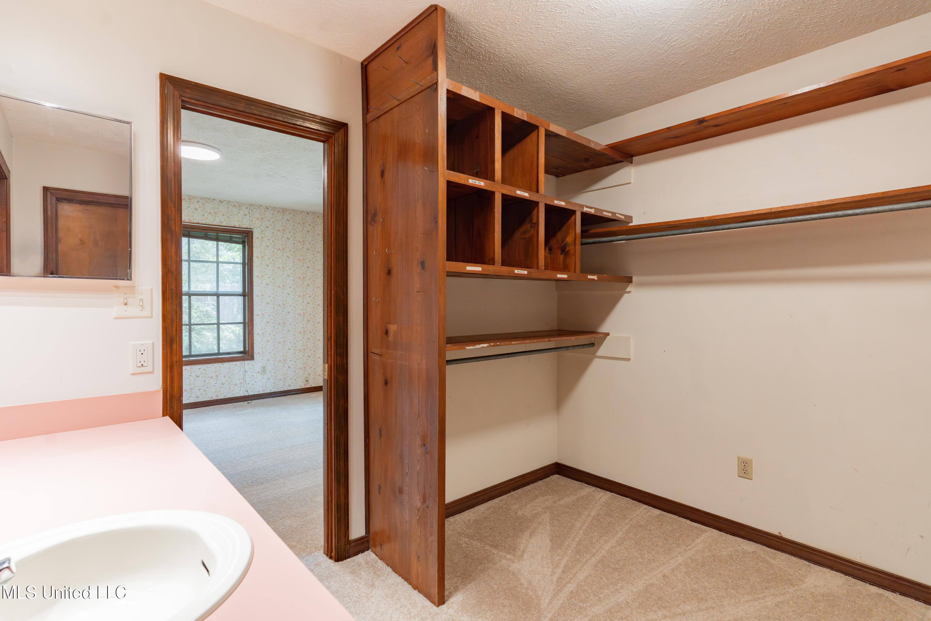 504 Hampton Street Property Photo 41