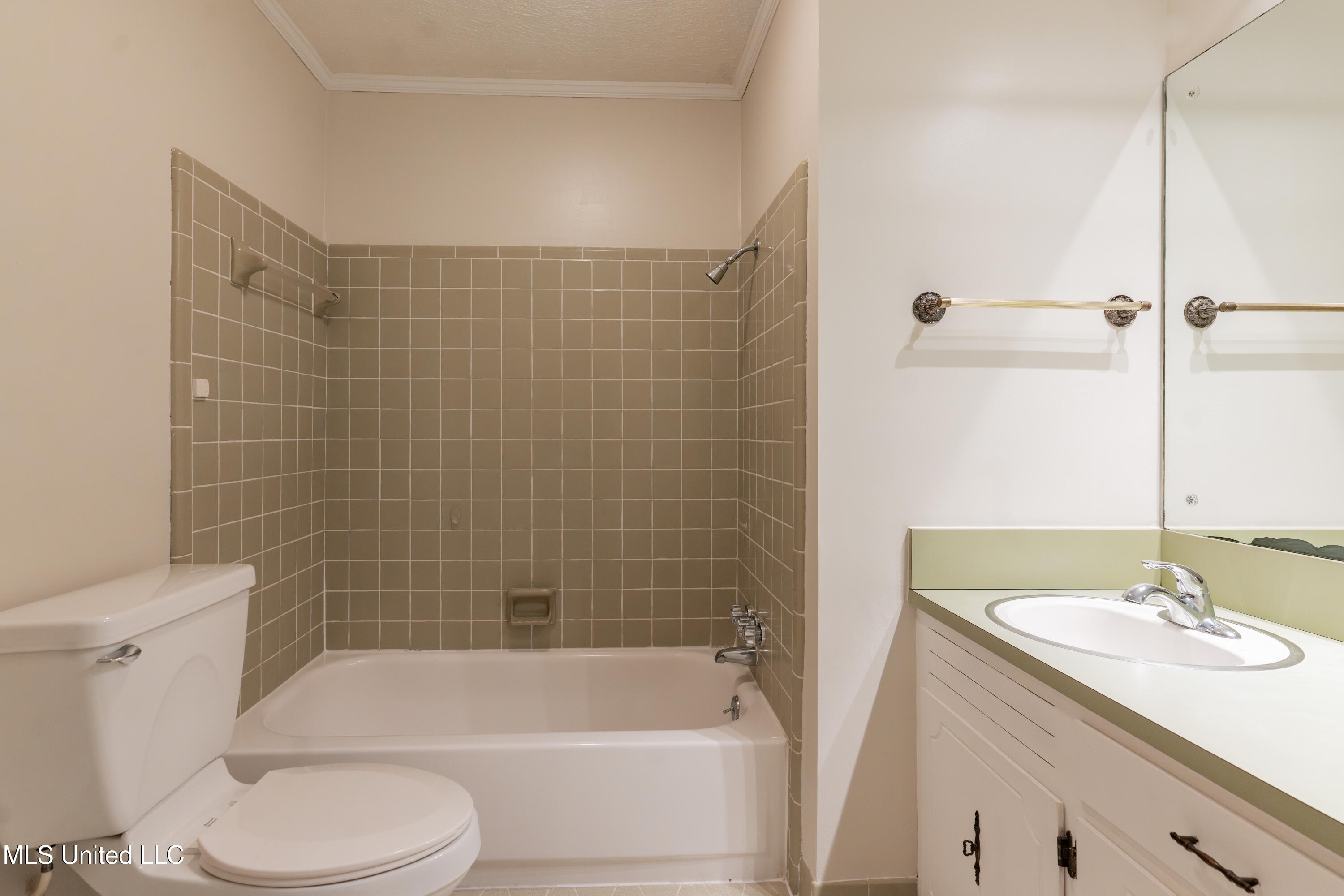 504 Hampton Street Property Photo 54