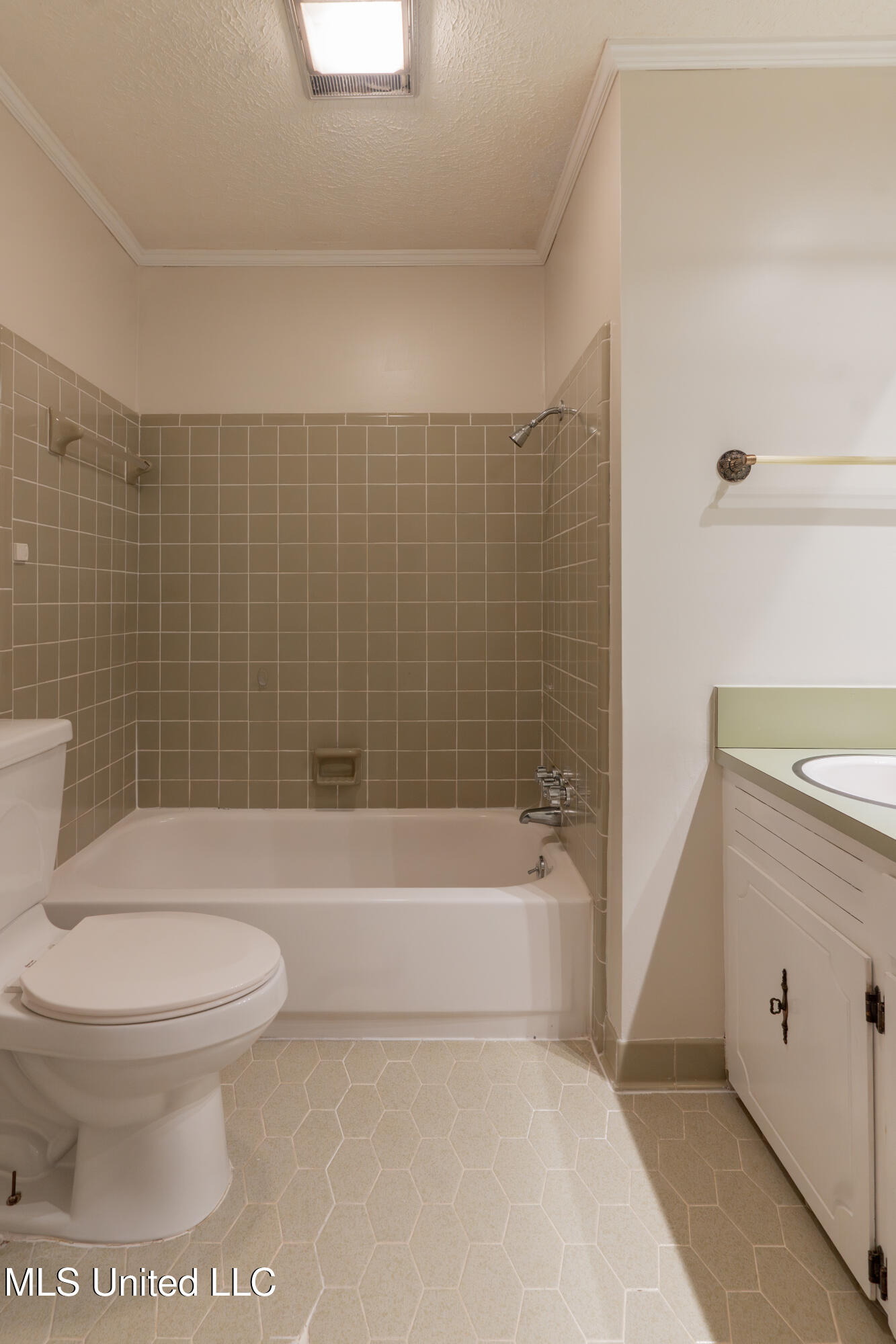 504 Hampton Street Property Photo 55