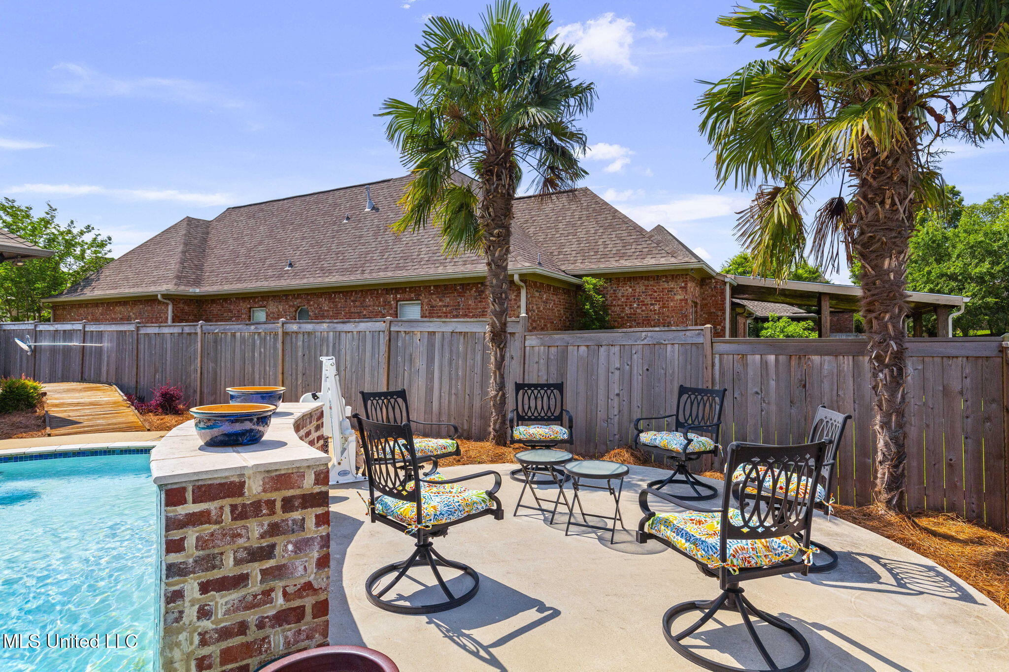 415 Deer Hollow Property Photo 70