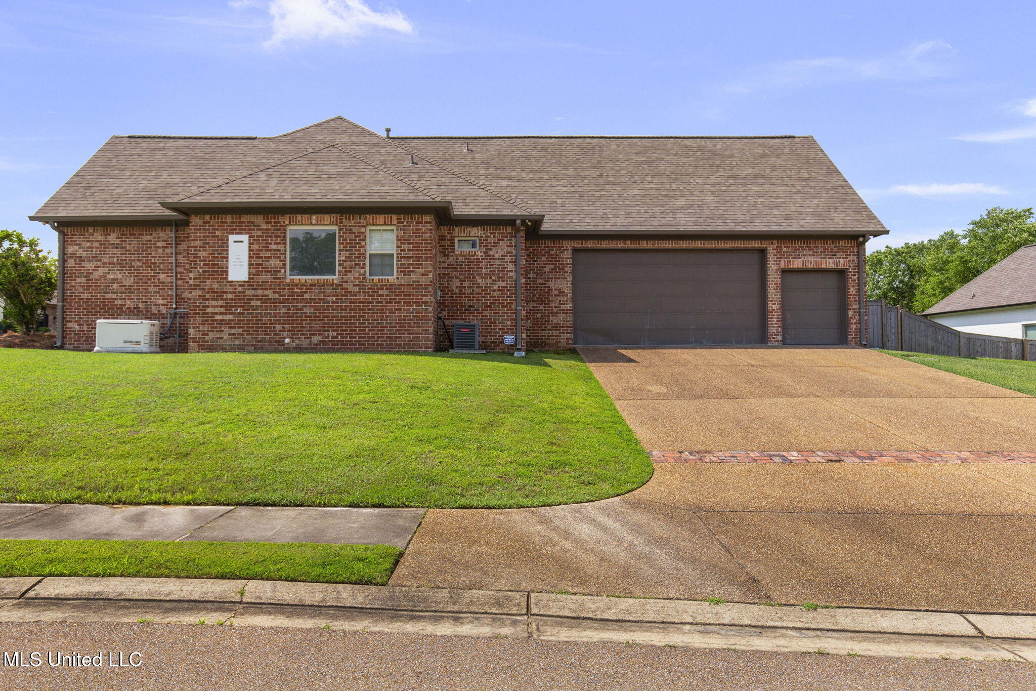 415 Deer Hollow Property Photo 74