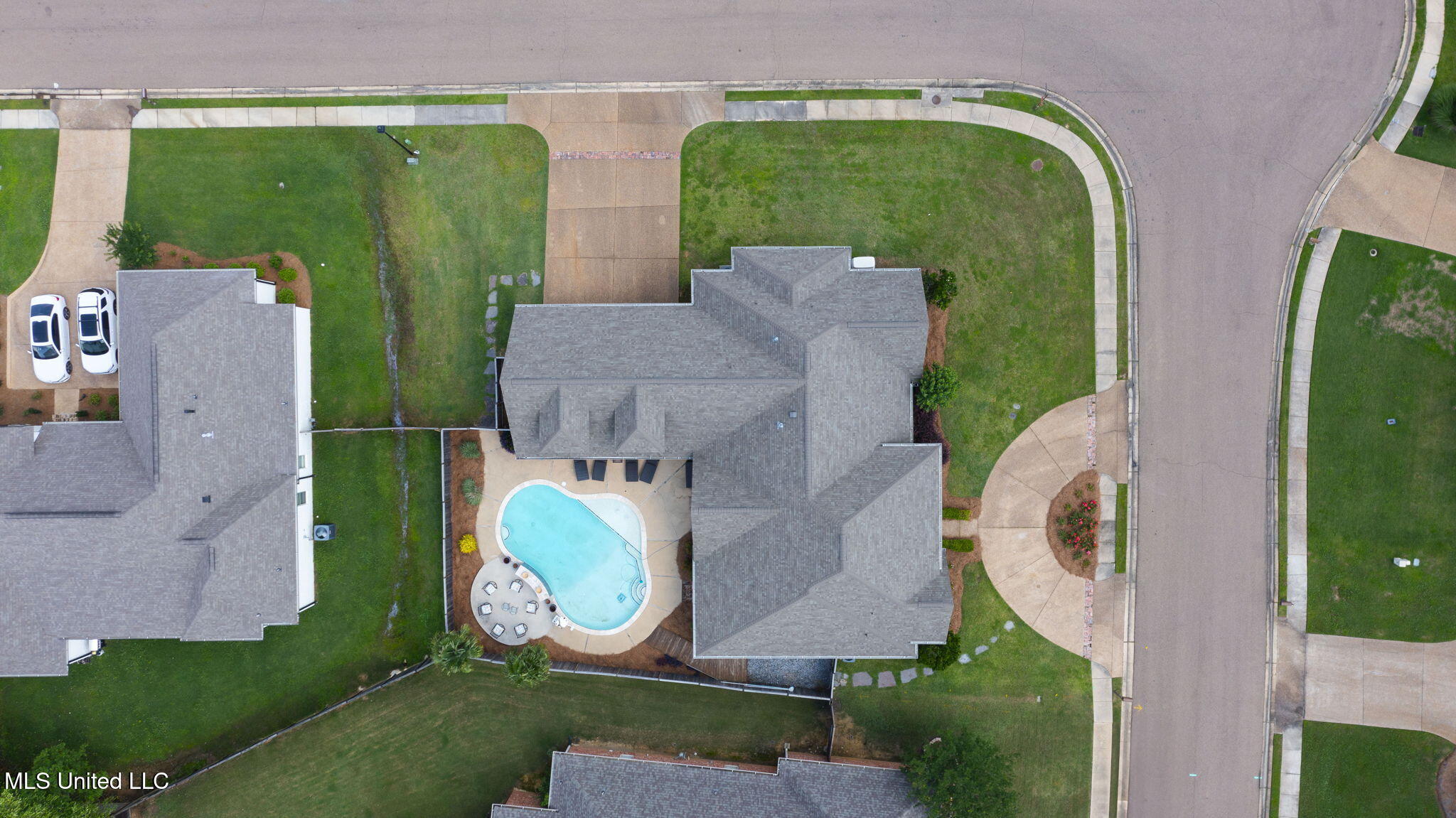 415 Deer Hollow Property Photo 81