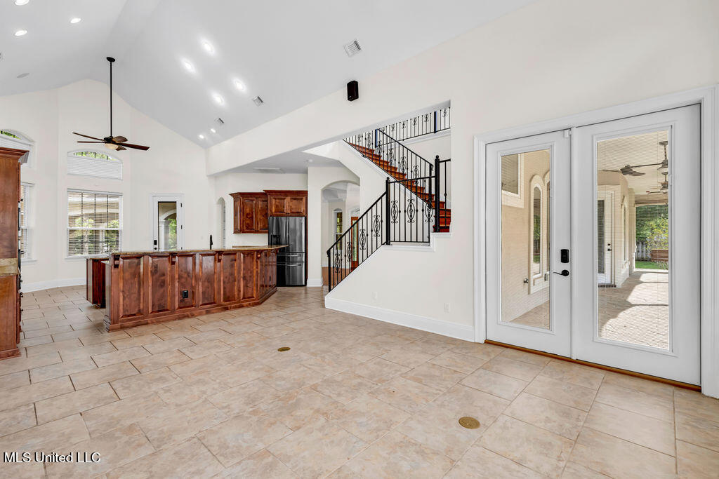 17000 River Place Property Photo 21