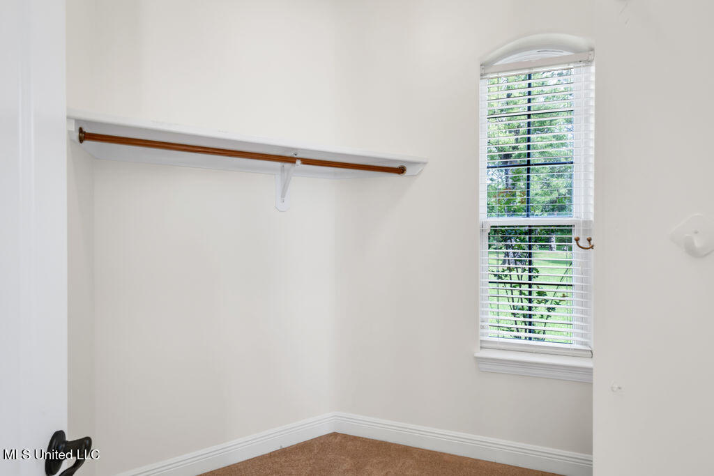 17000 River Place Property Photo 30