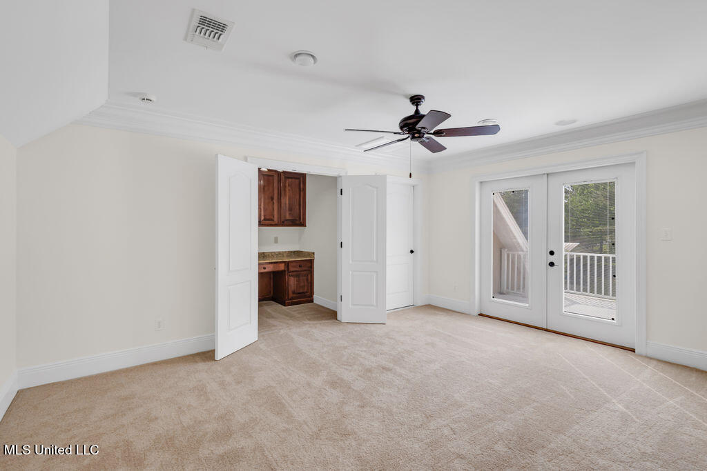 17000 River Place Property Photo 33