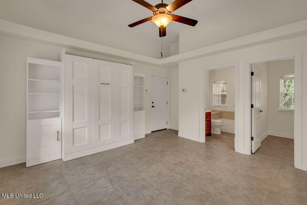 17000 River Place Property Photo 58