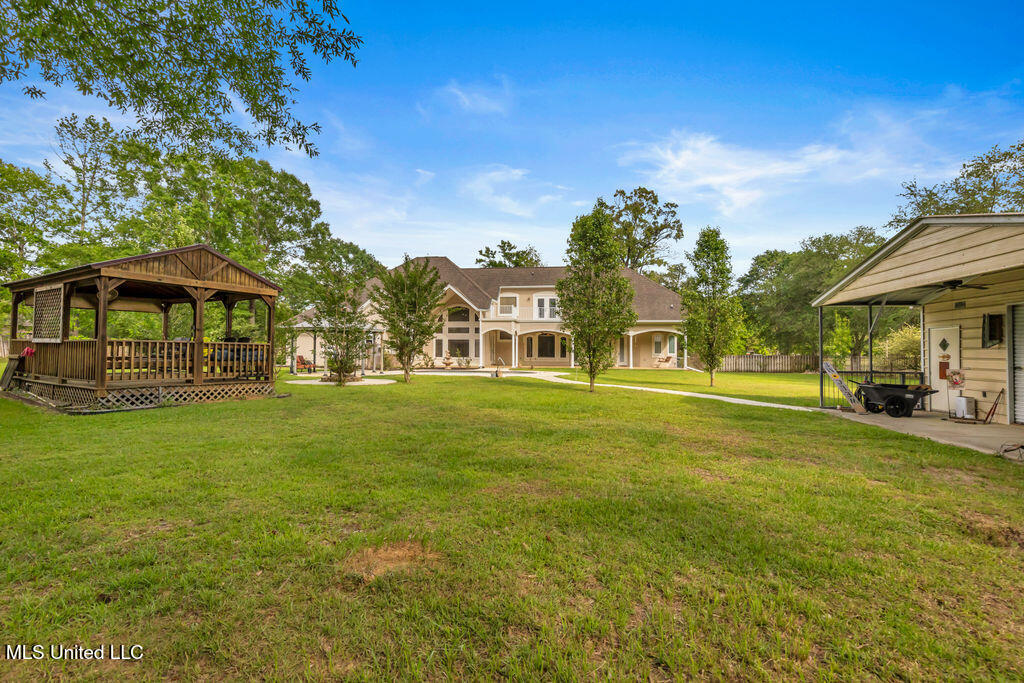 17000 River Place Property Photo 71