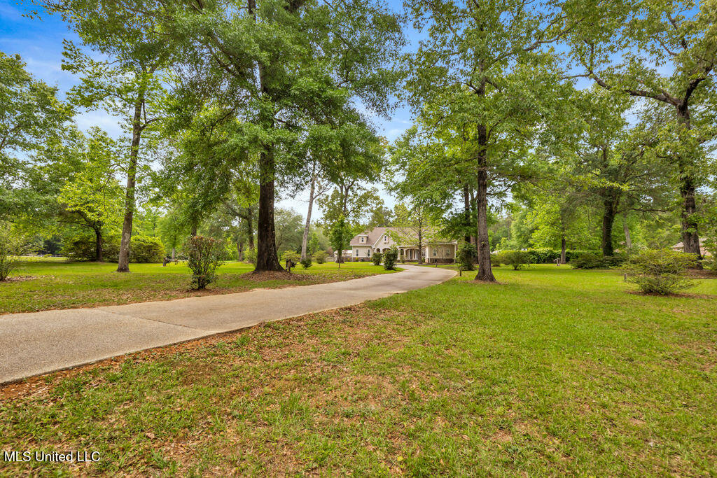 17000 River Place Property Photo 76