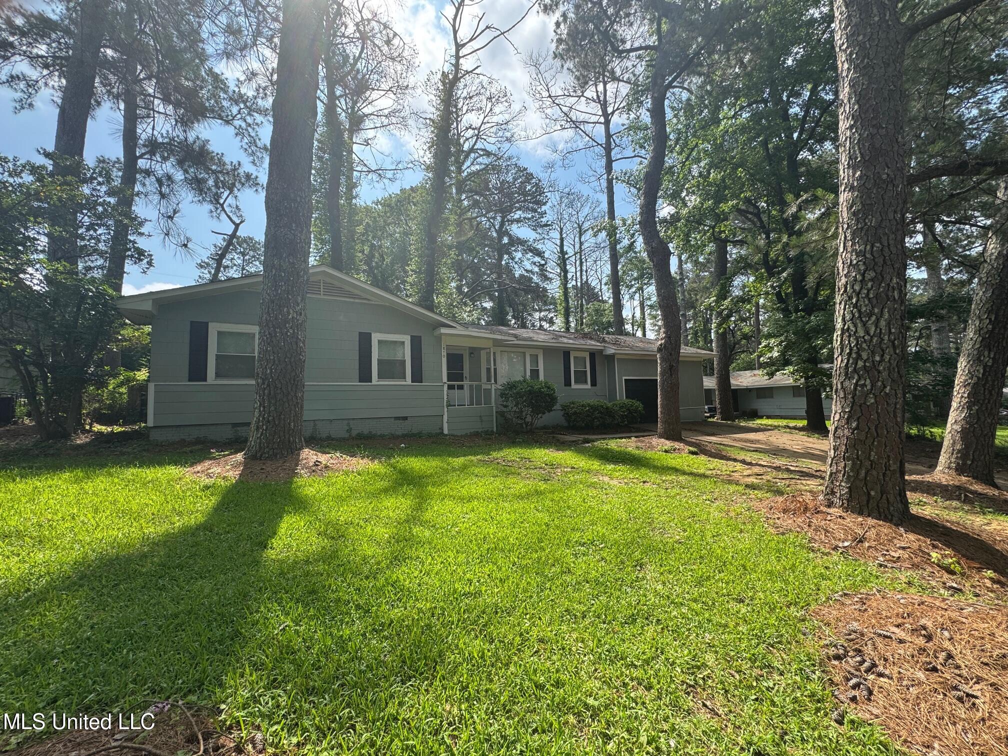 1870 Wisteria Drive Property Photo 1