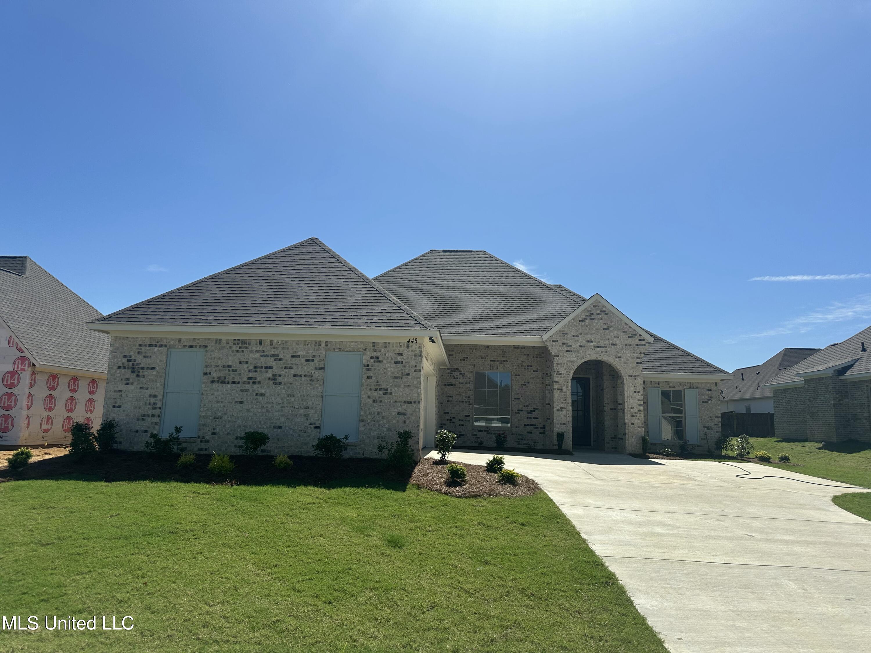 448 Aurora Circle Property Photo 1