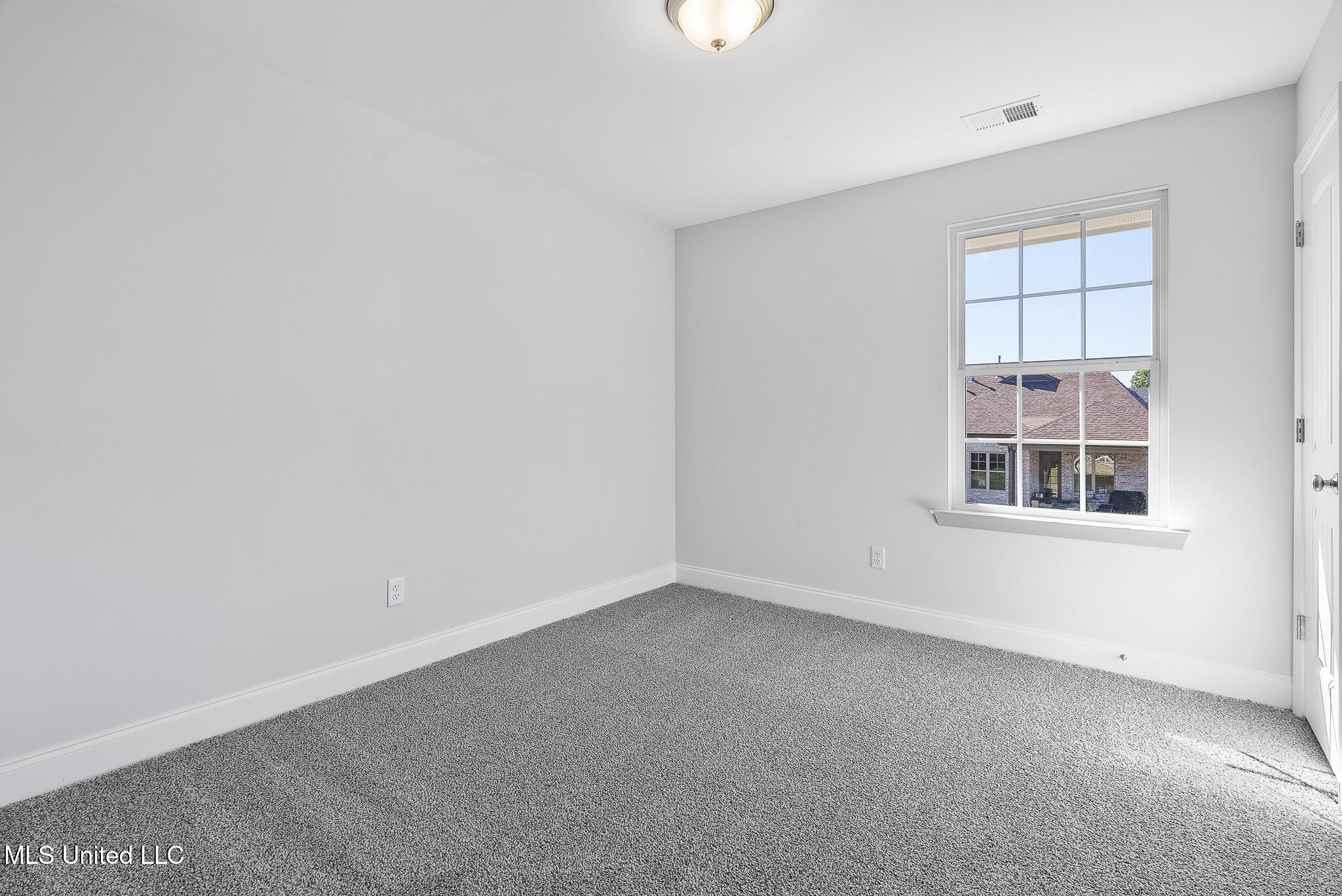 1683 Cambria Drive Property Photo 13