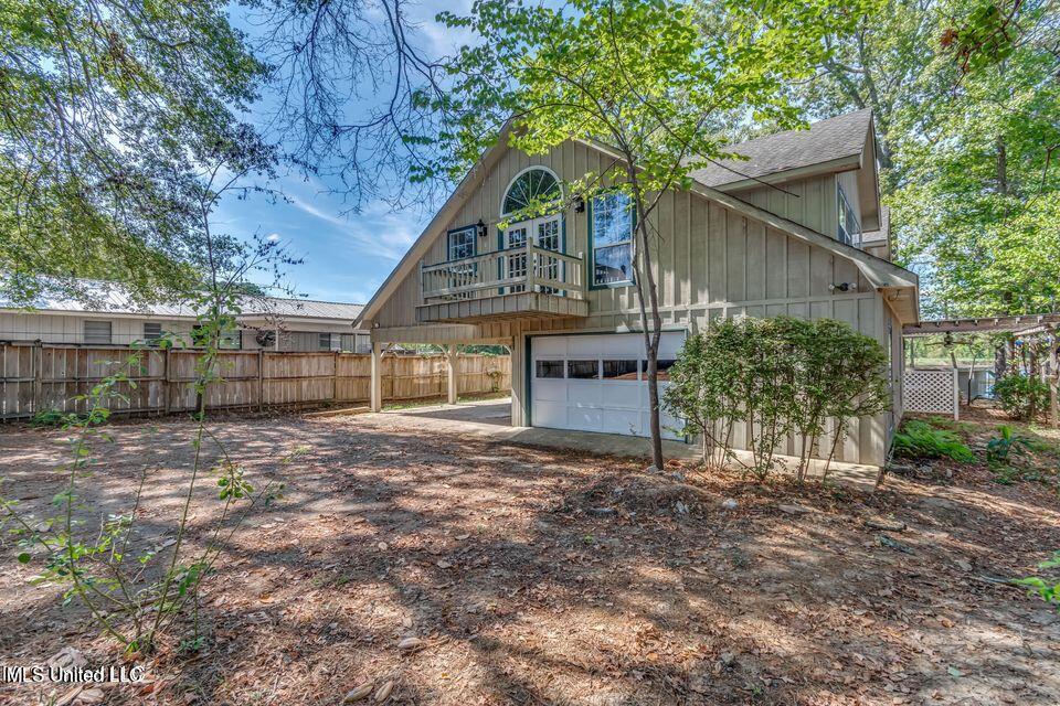 363 Lake Harbor Road Property Photo 3