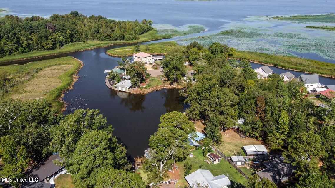 363 Lake Harbor Road Property Photo 6