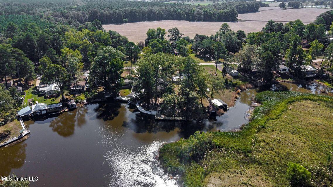 363 Lake Harbor Road Property Photo 7