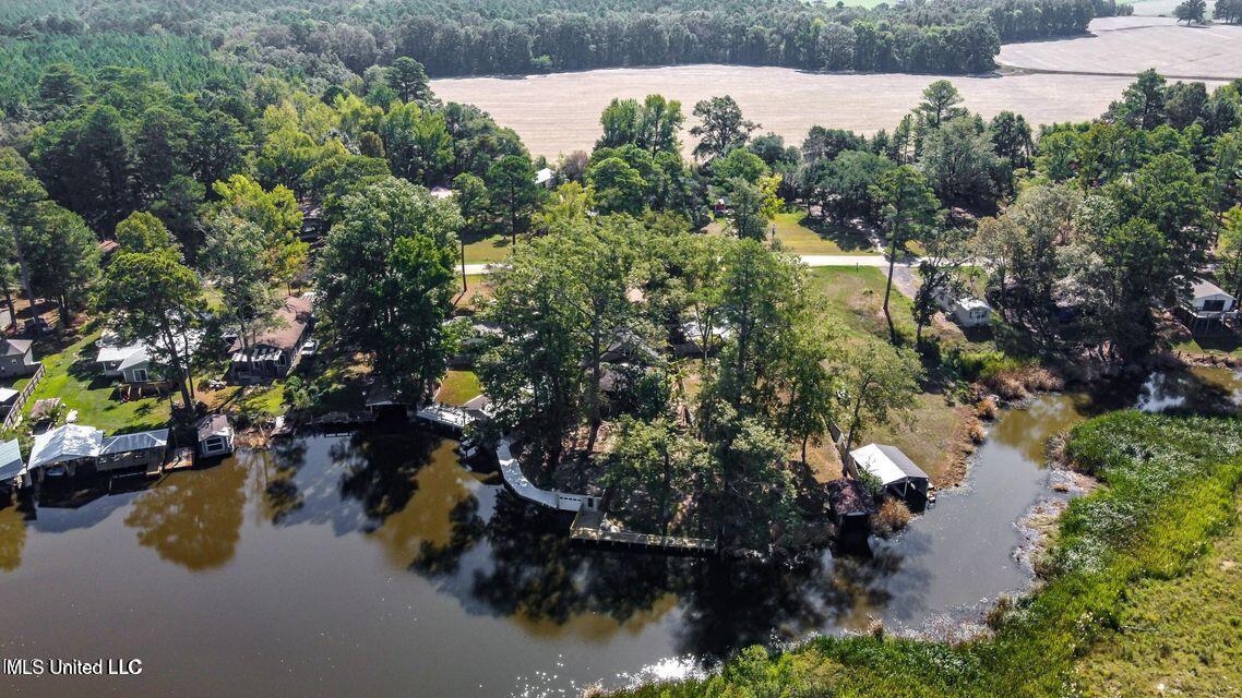 363 Lake Harbor Road Property Photo 9