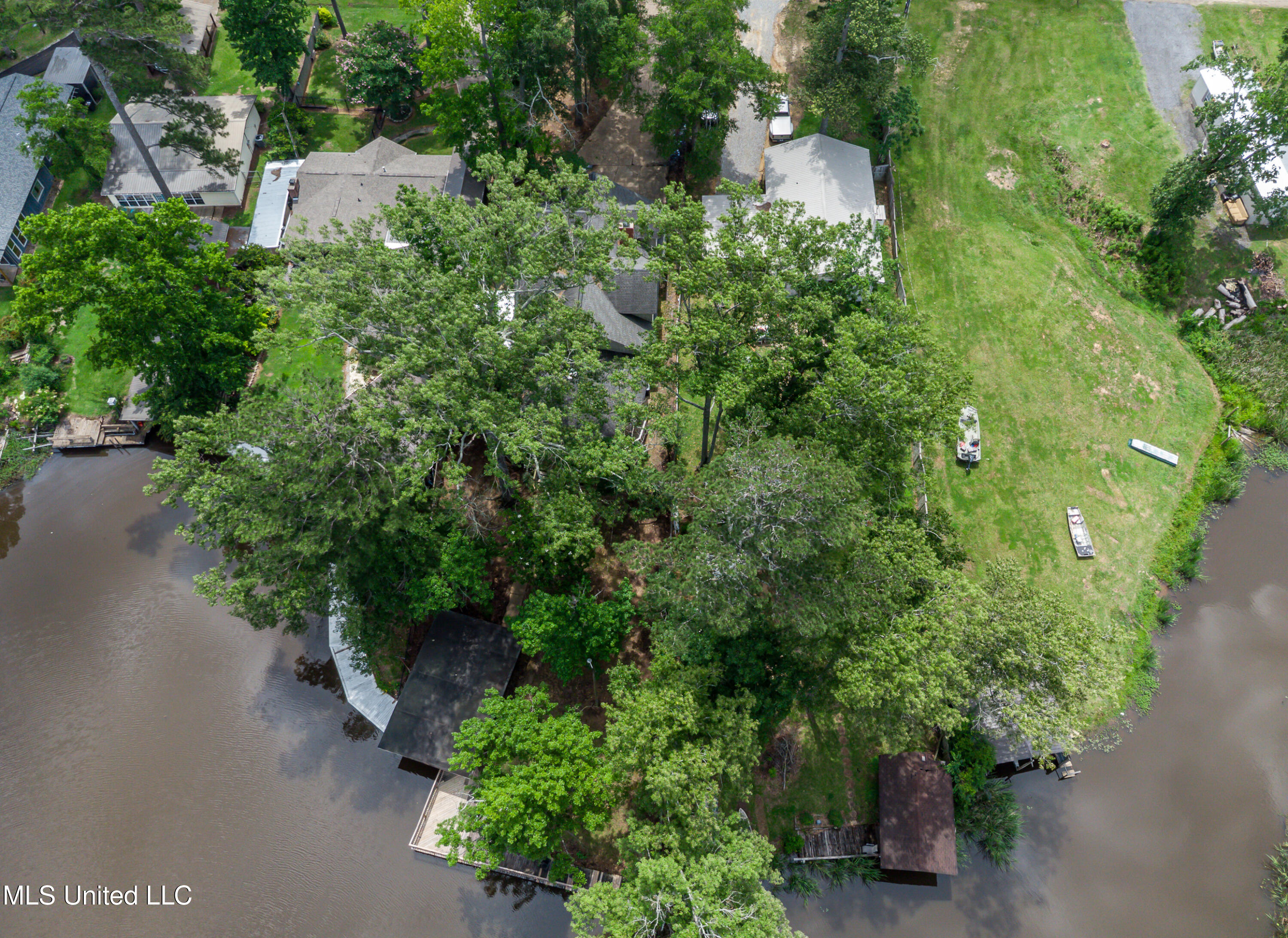 363 Lake Harbor Road Property Photo 16