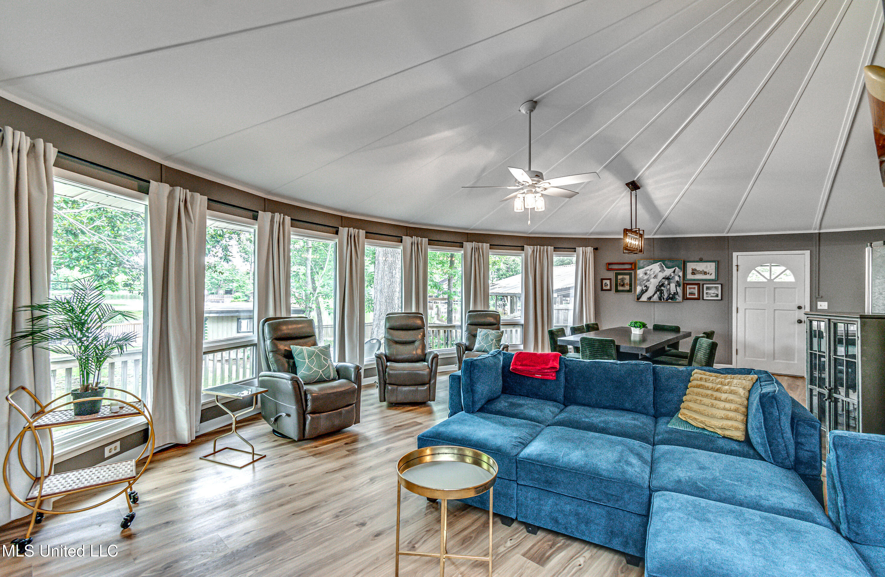 363 Lake Harbor Road Property Photo 17