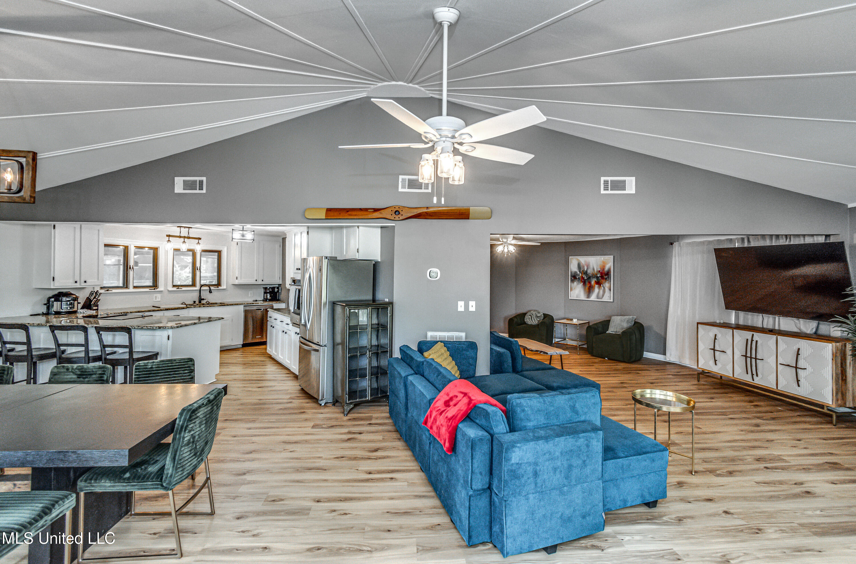 363 Lake Harbor Road Property Photo 19