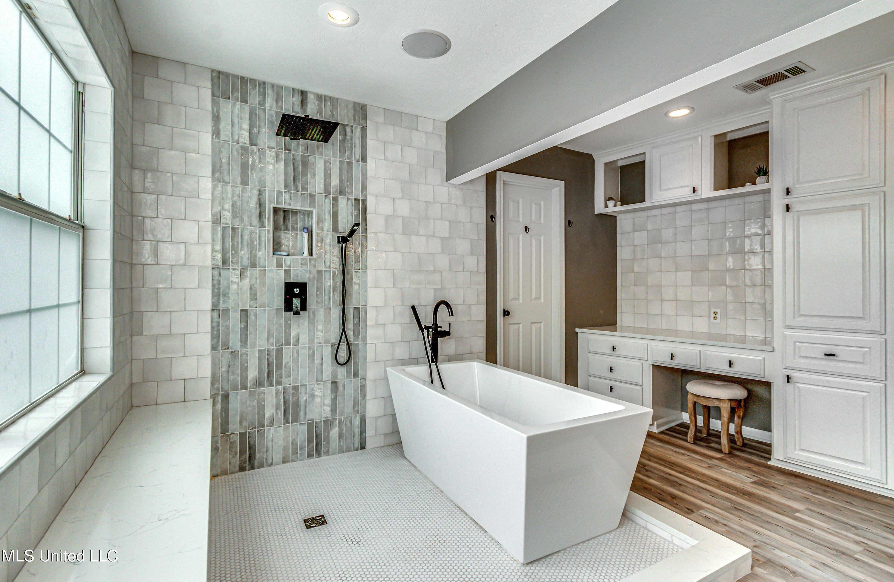 363 Lake Harbor Road Property Photo 76