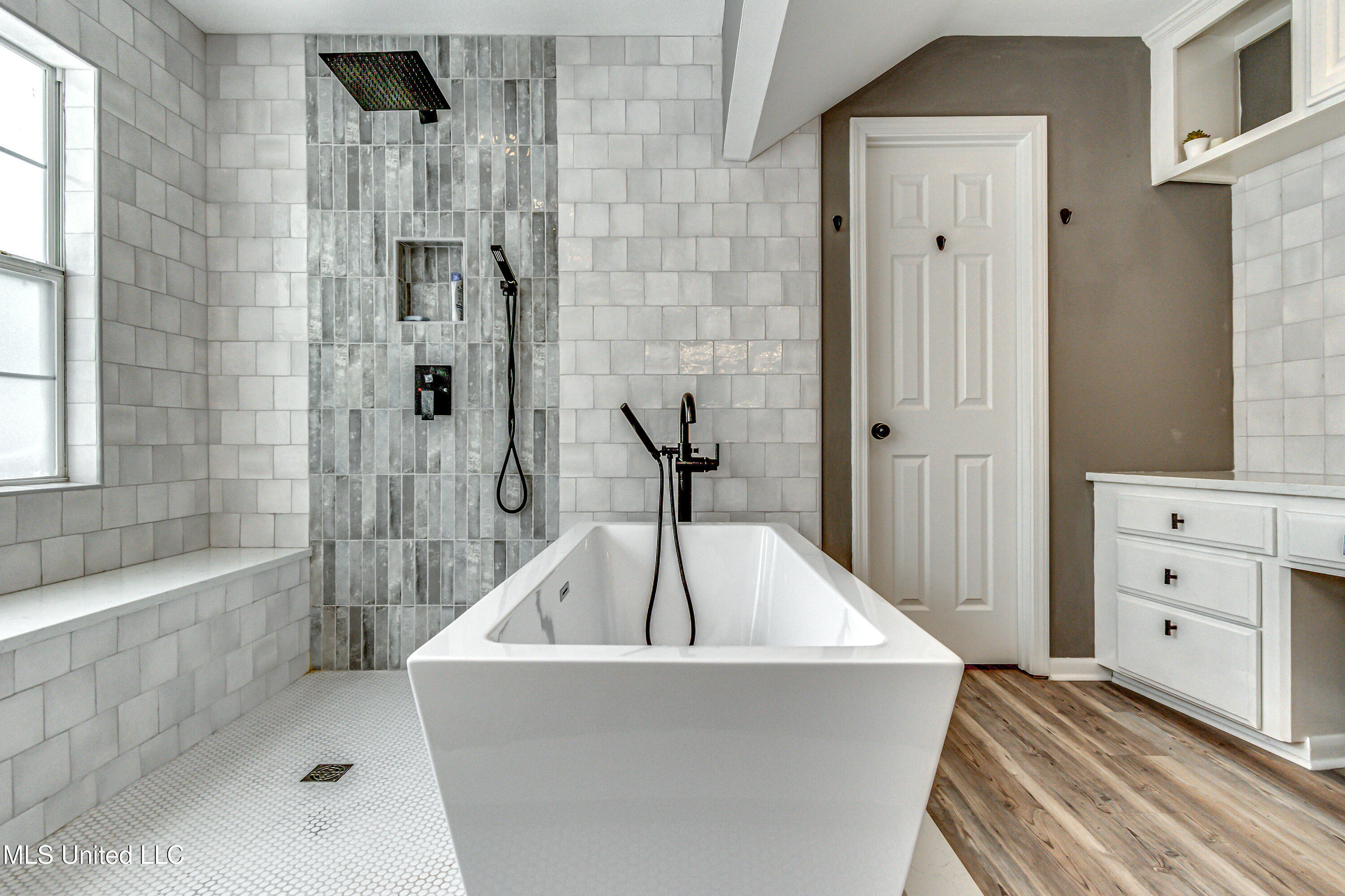 363 Lake Harbor Road Property Photo 77