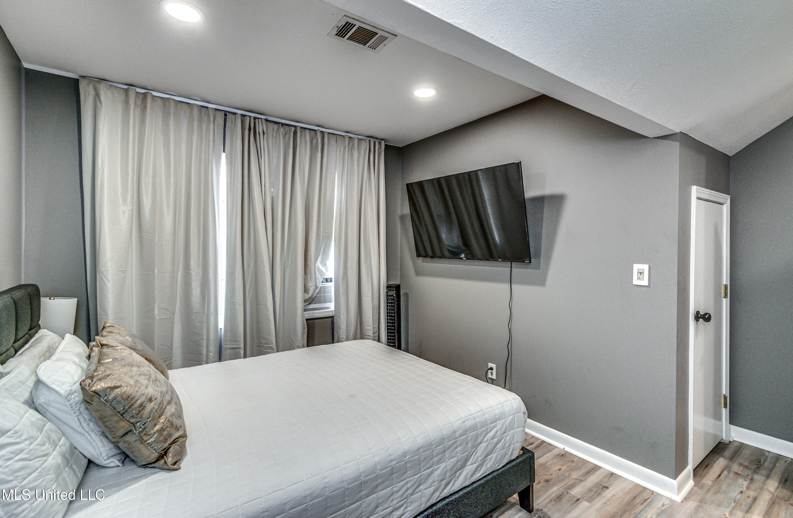 363 Lake Harbor Road Property Photo 96