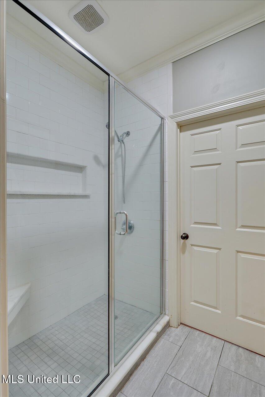 210 Planters Grove Property Photo 26