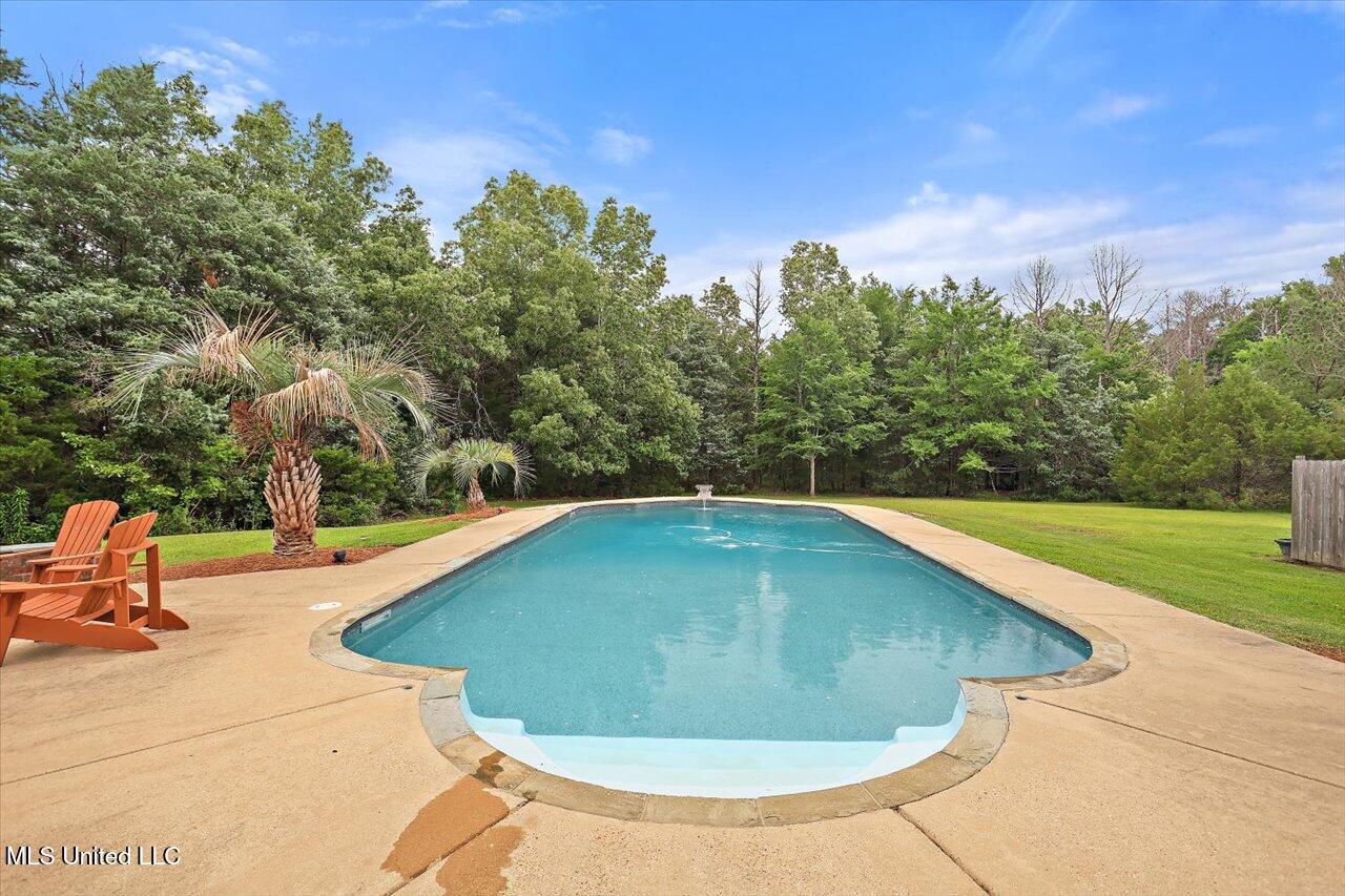 210 Planters Grove Property Photo 50