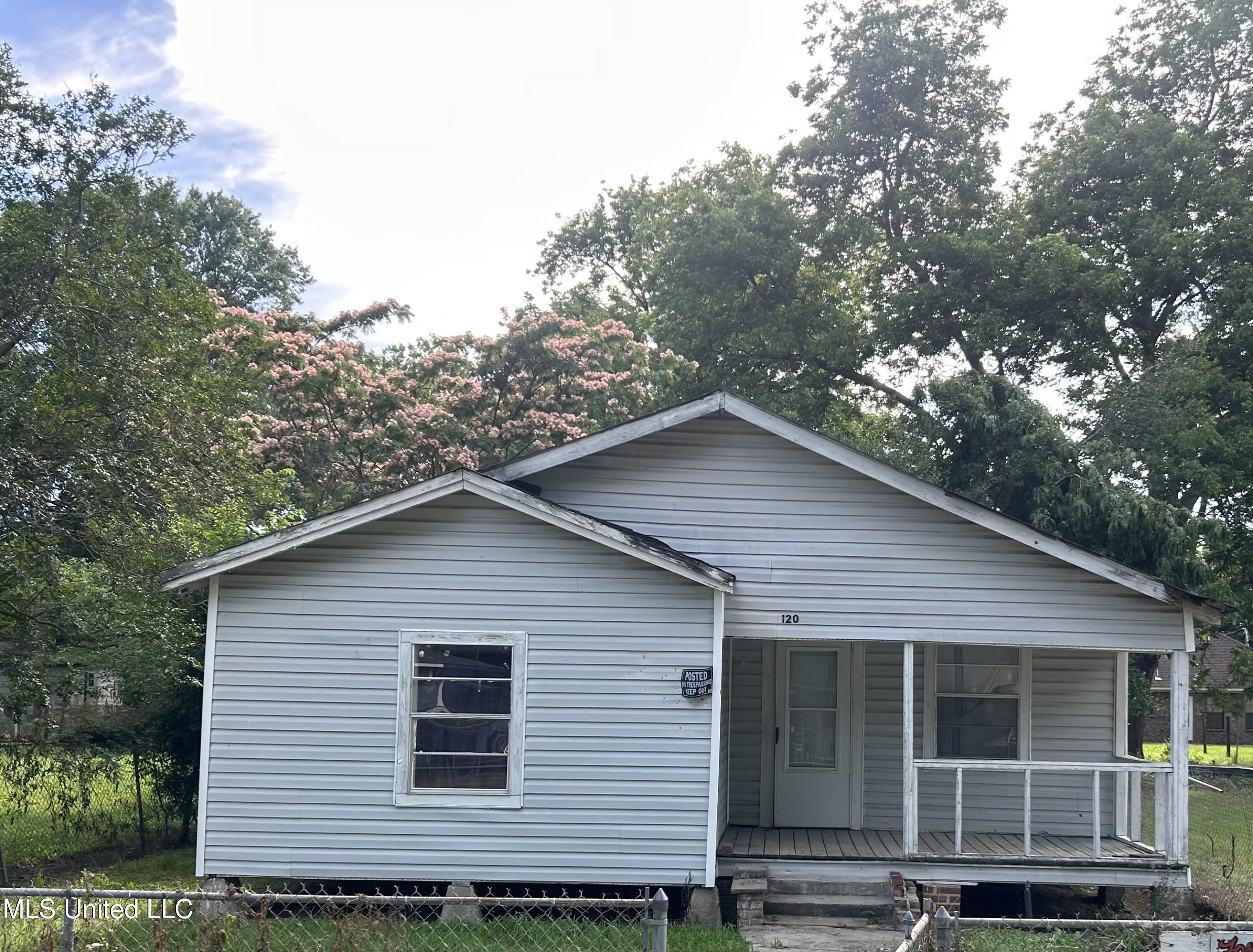 120 Tucker Street Property Photo 1