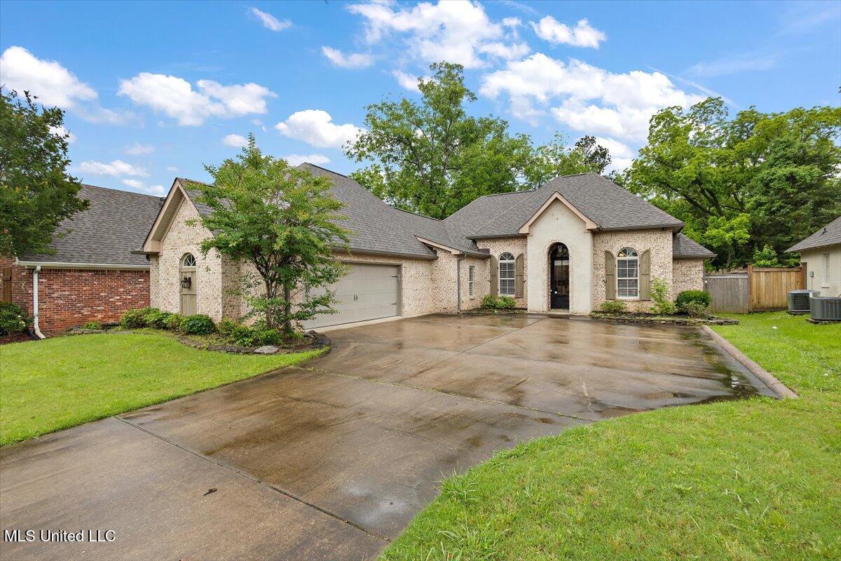 210 Penny Lane Property Photo 1