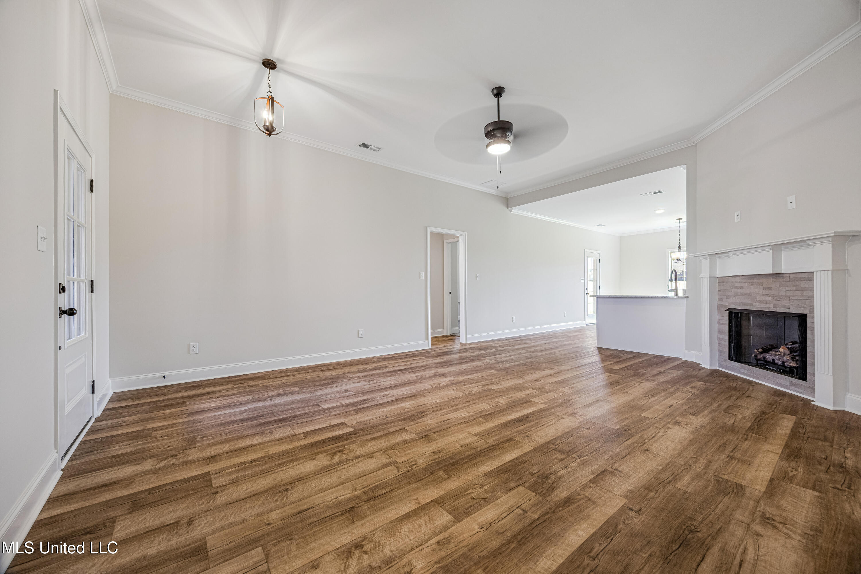 3740 Roland Drive Property Photo 12