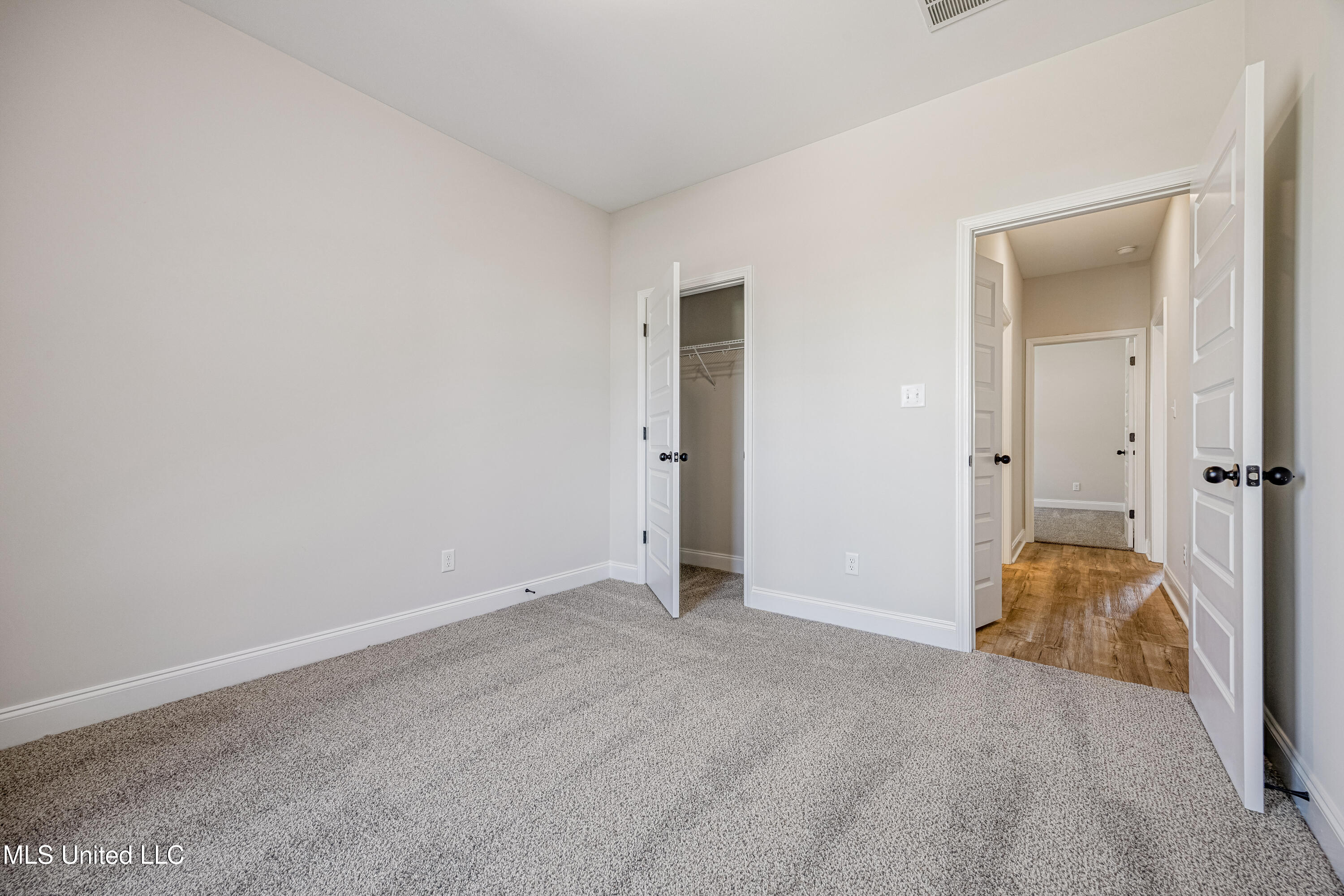 3740 Roland Drive Property Photo 25