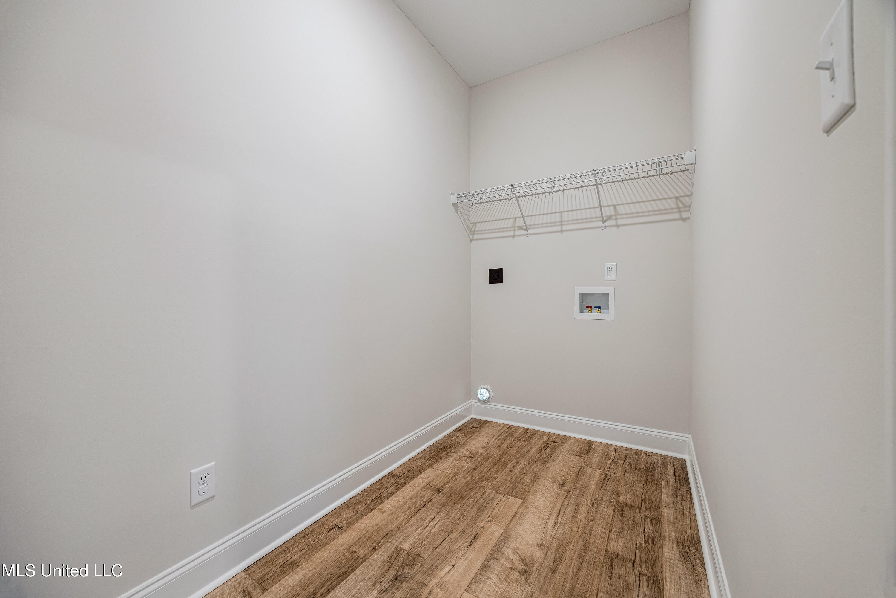 3740 Roland Drive Property Photo 29