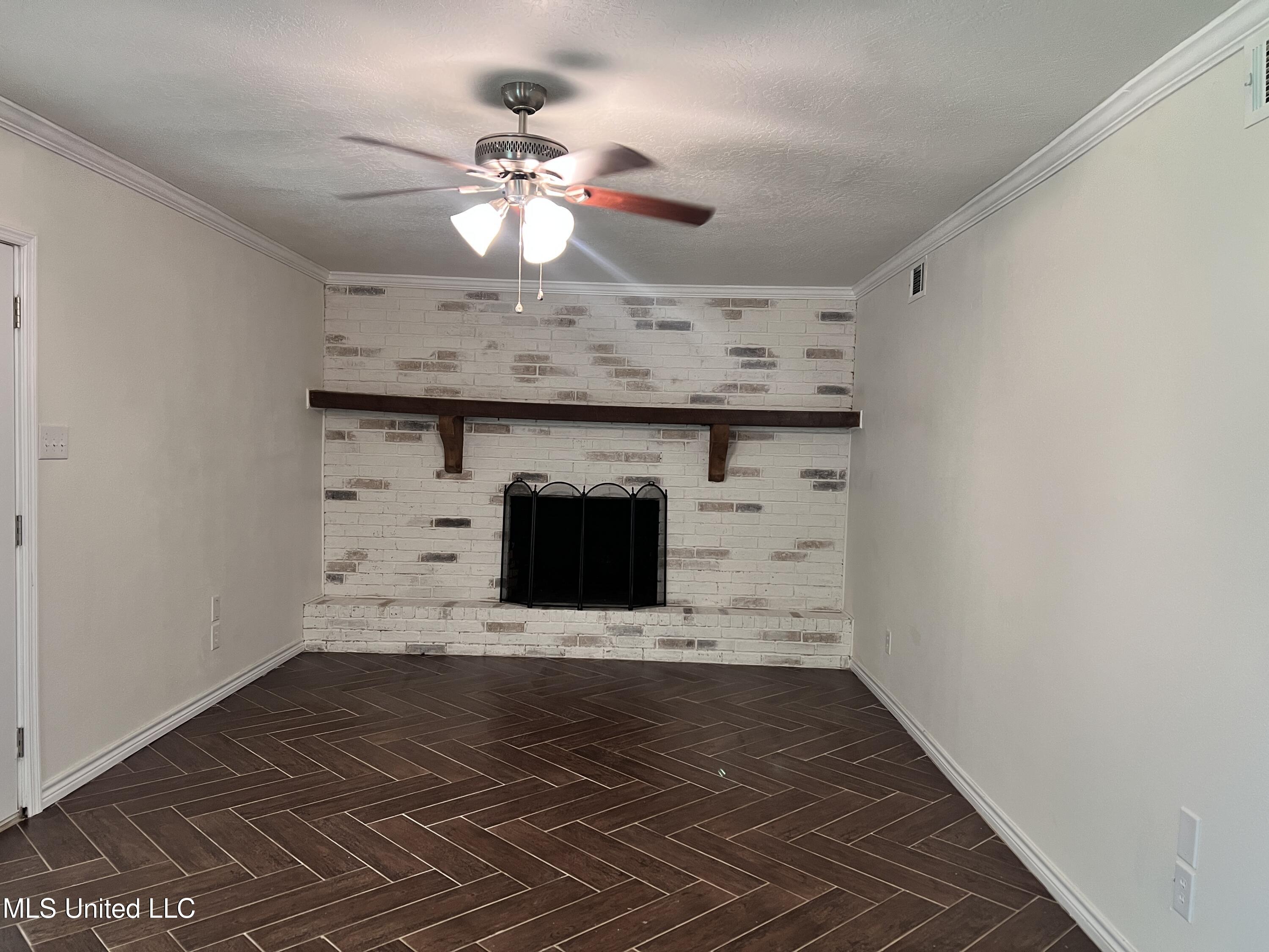 2418 Northridge Drive Property Photo 9