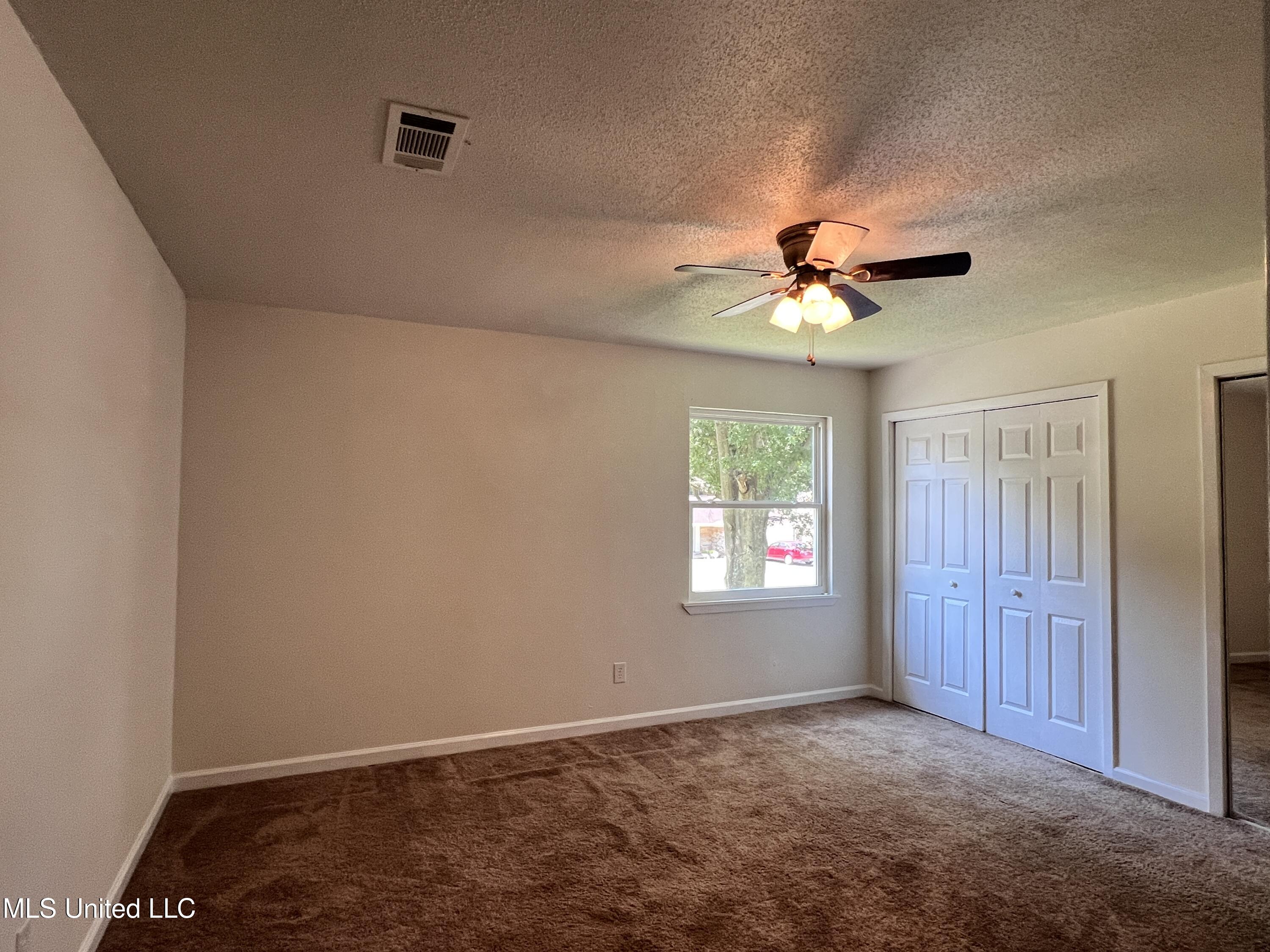 2418 Northridge Drive Property Photo 12