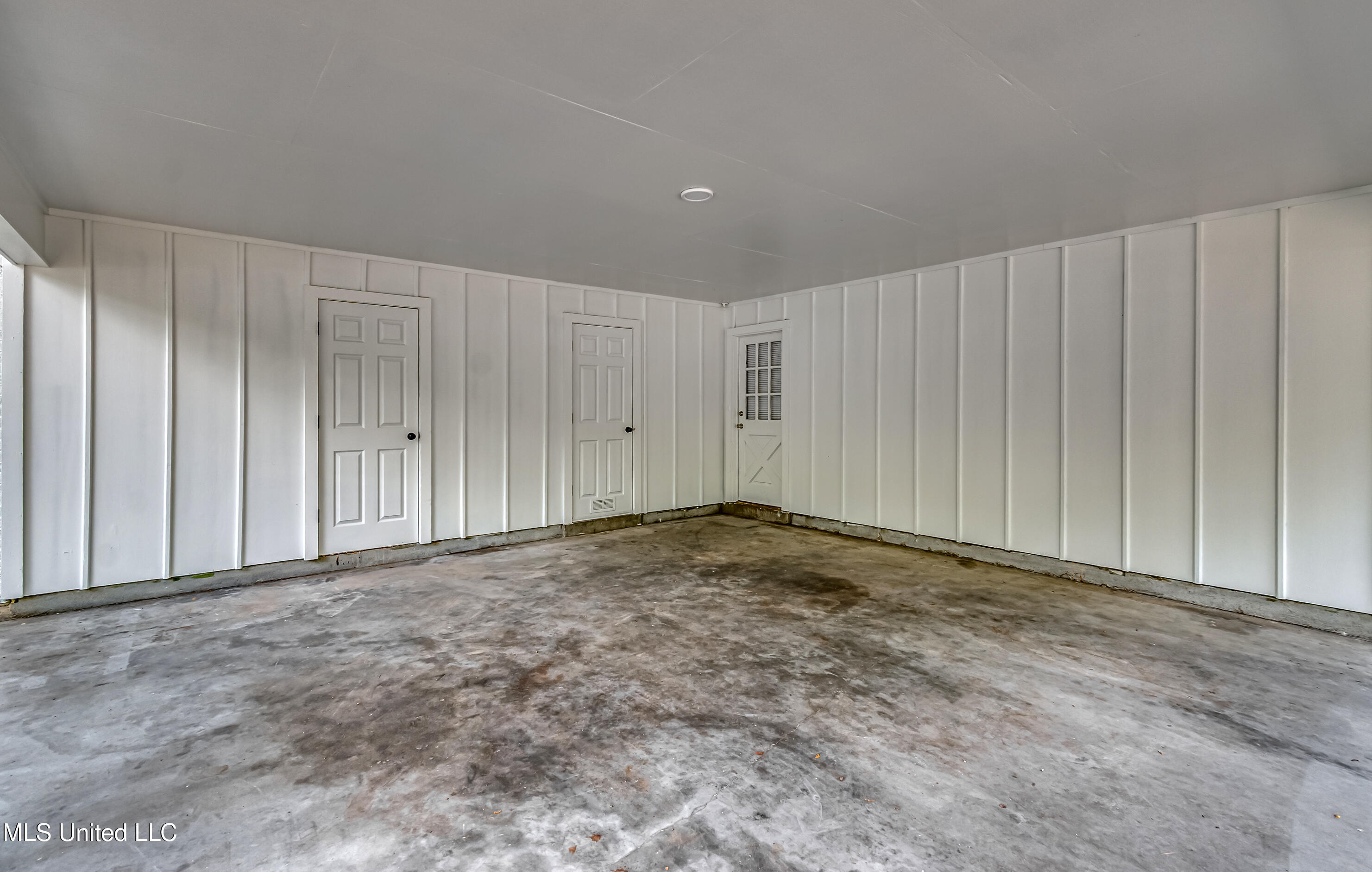 204 Turtle Creek Drive Property Photo 7