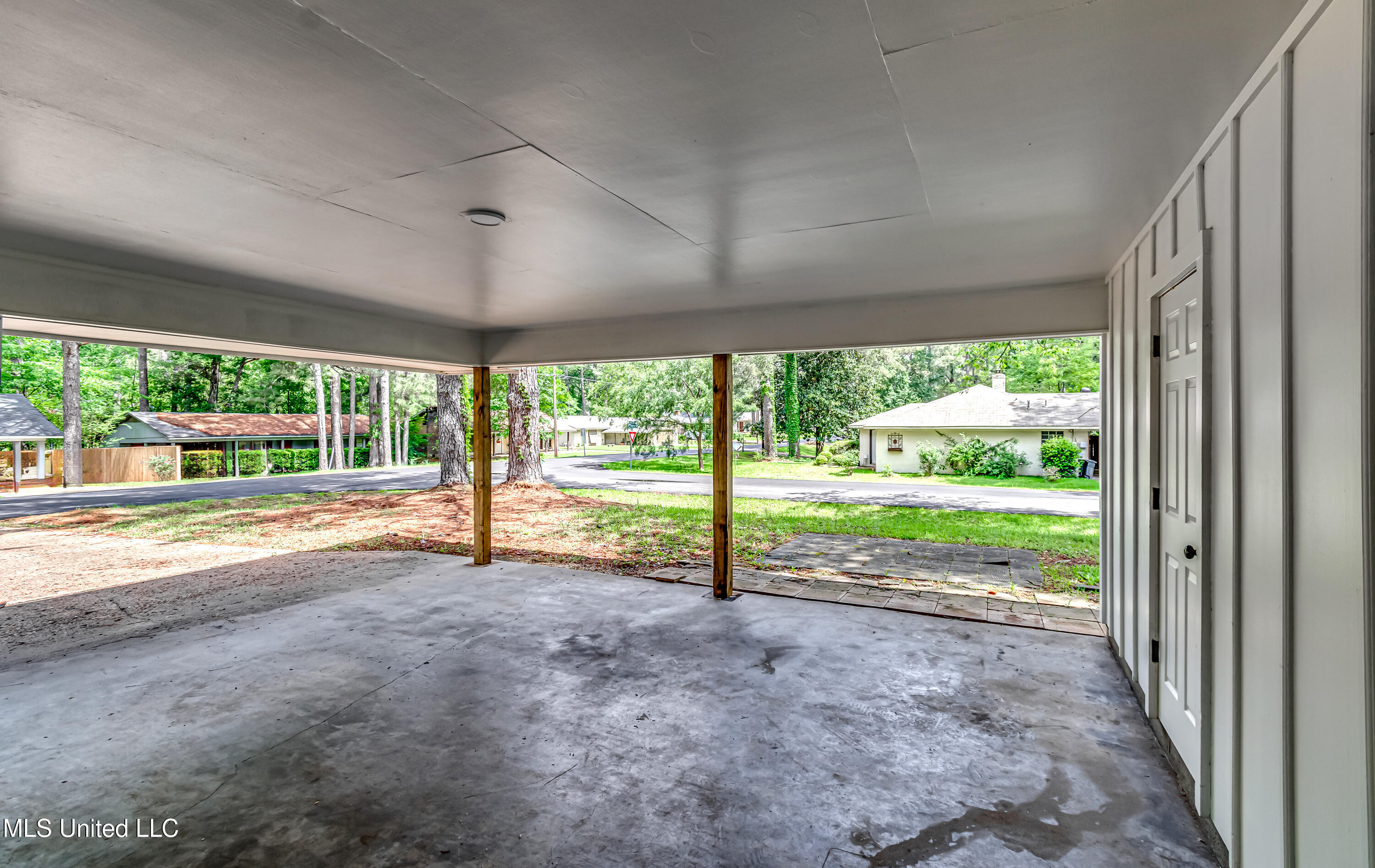204 Turtle Creek Drive Property Photo 9