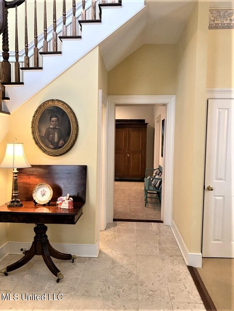 707 State Street Property Photo 8