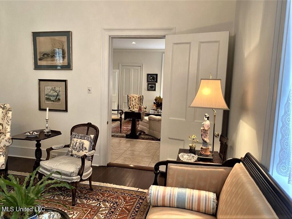 707 State Street Property Photo 21