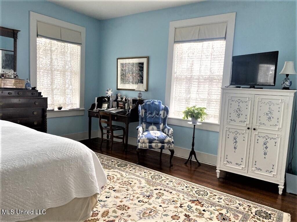 707 State Street Property Photo 39