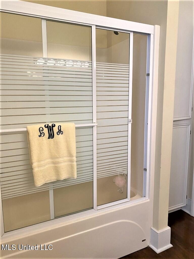 707 State Street Property Photo 48