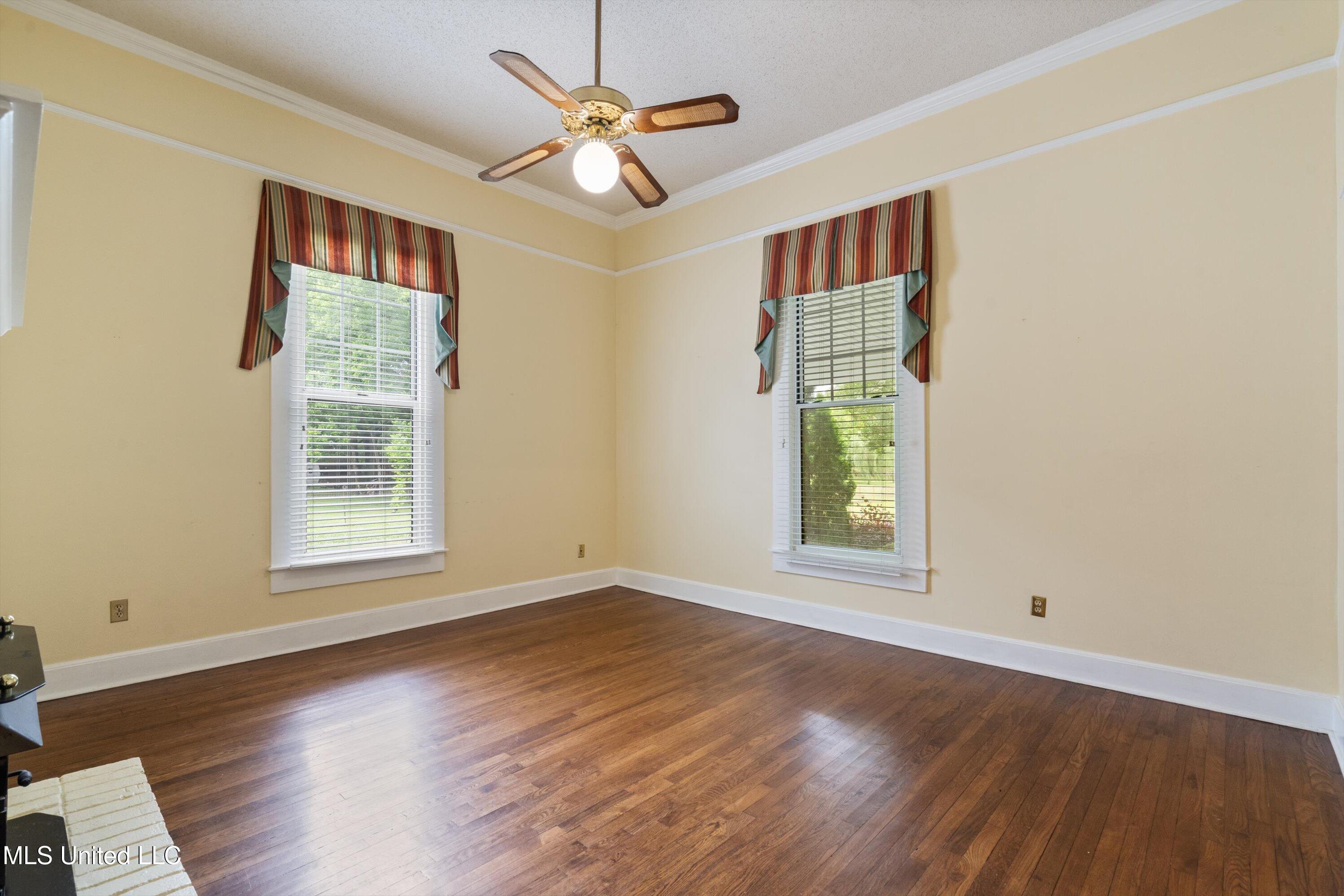 5926 Horn Lake Road Property Photo 7