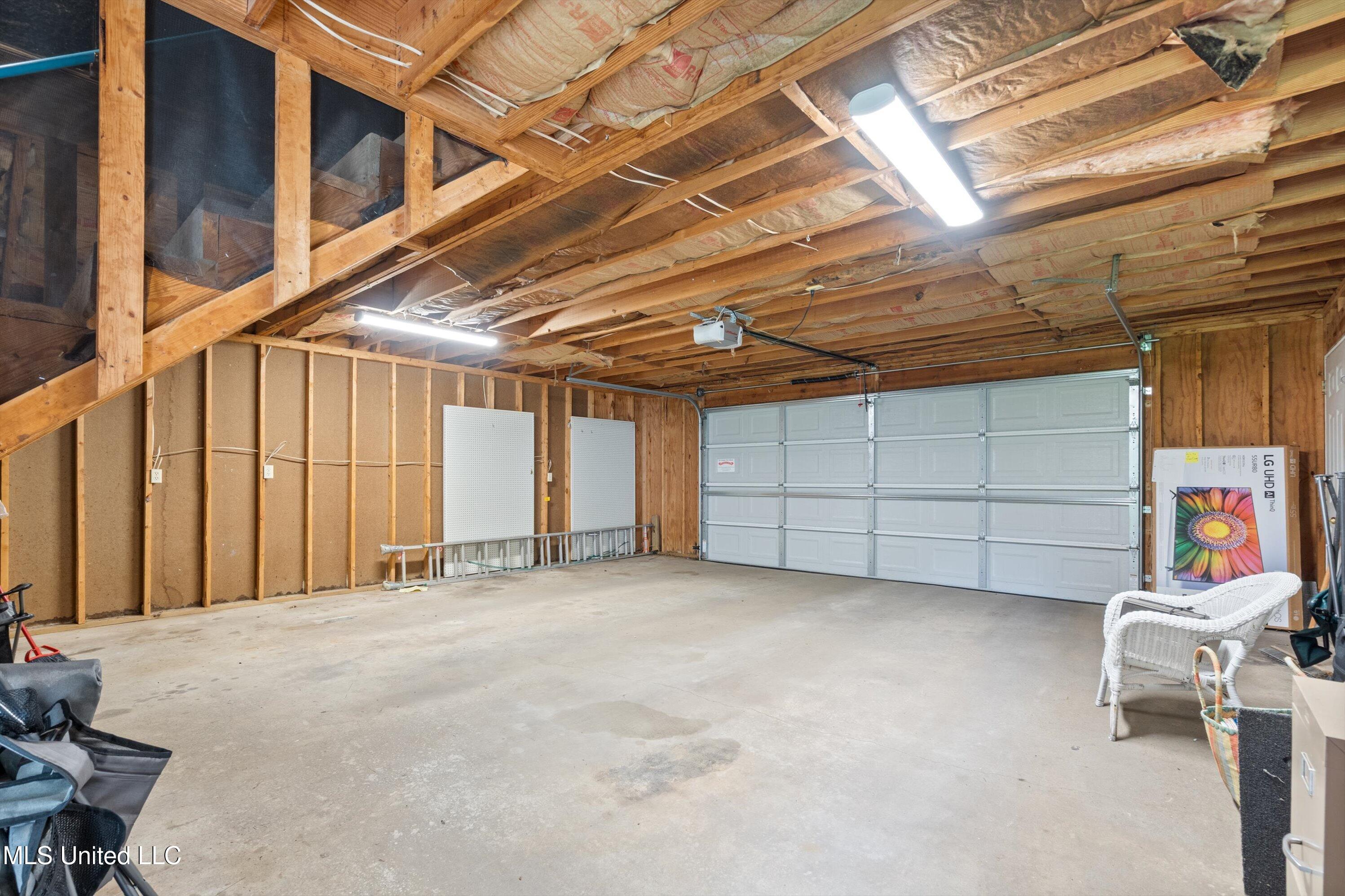5926 Horn Lake Road Property Photo 26
