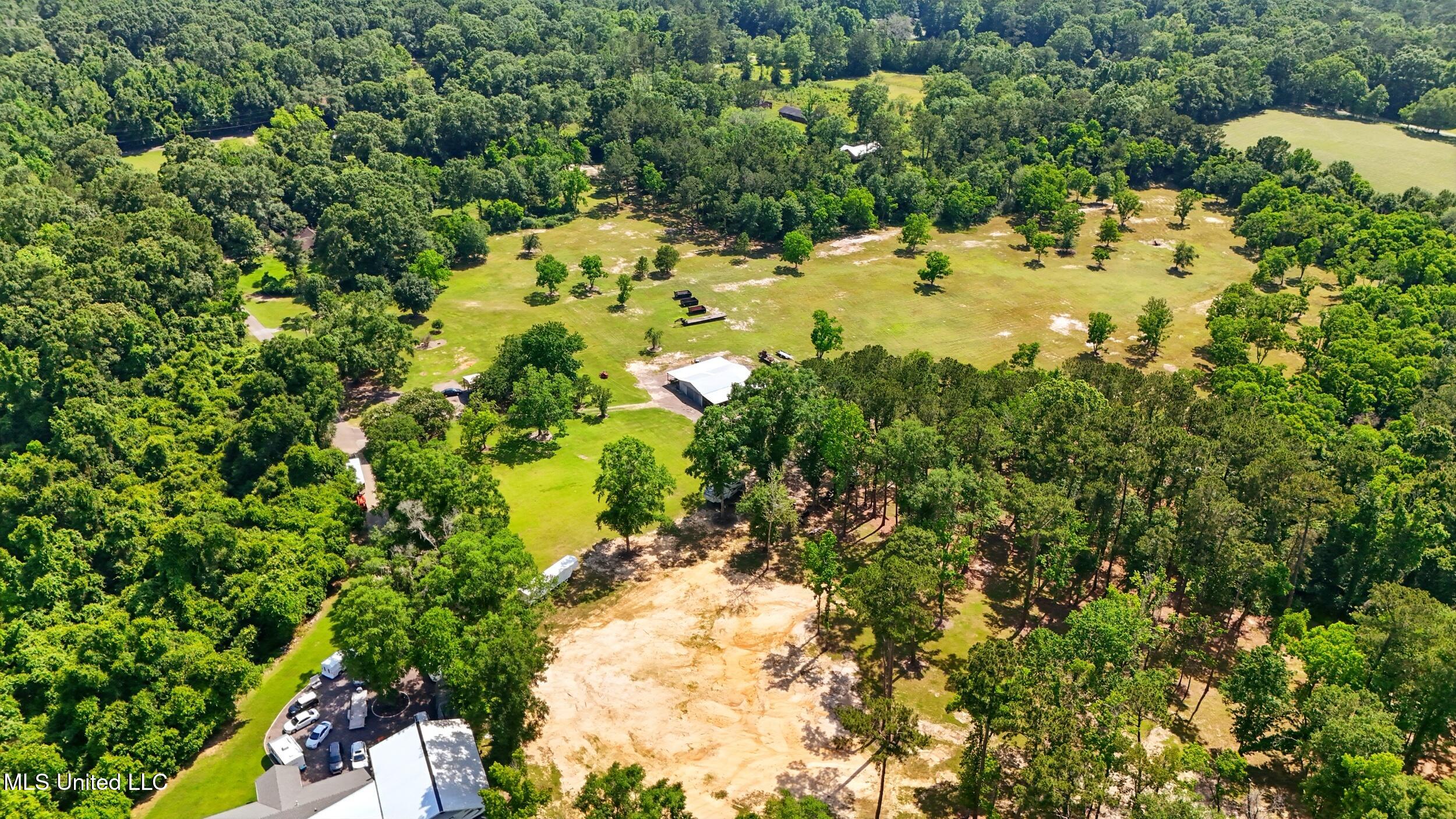 271 Bobby Lane Property Photo 13