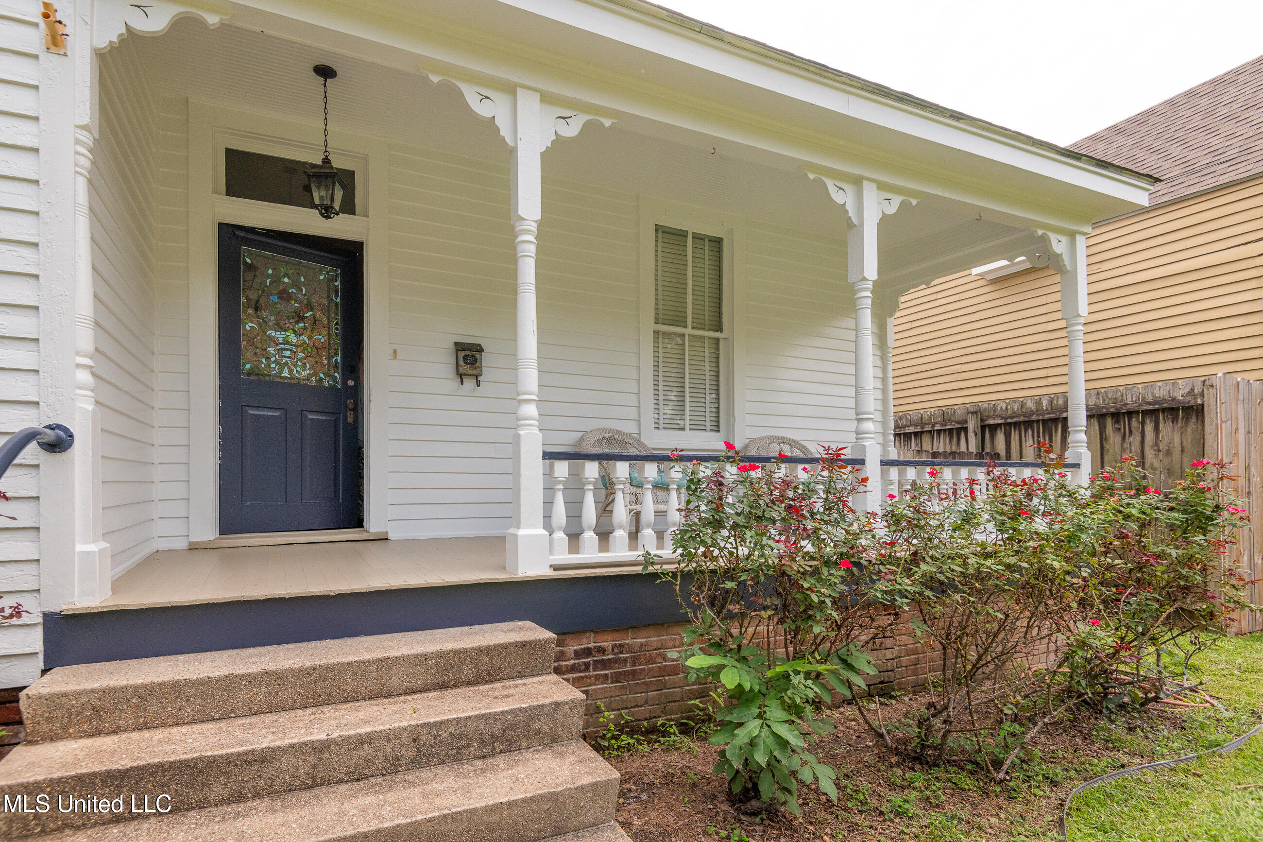 729 N Pearl Street Property Photo 1