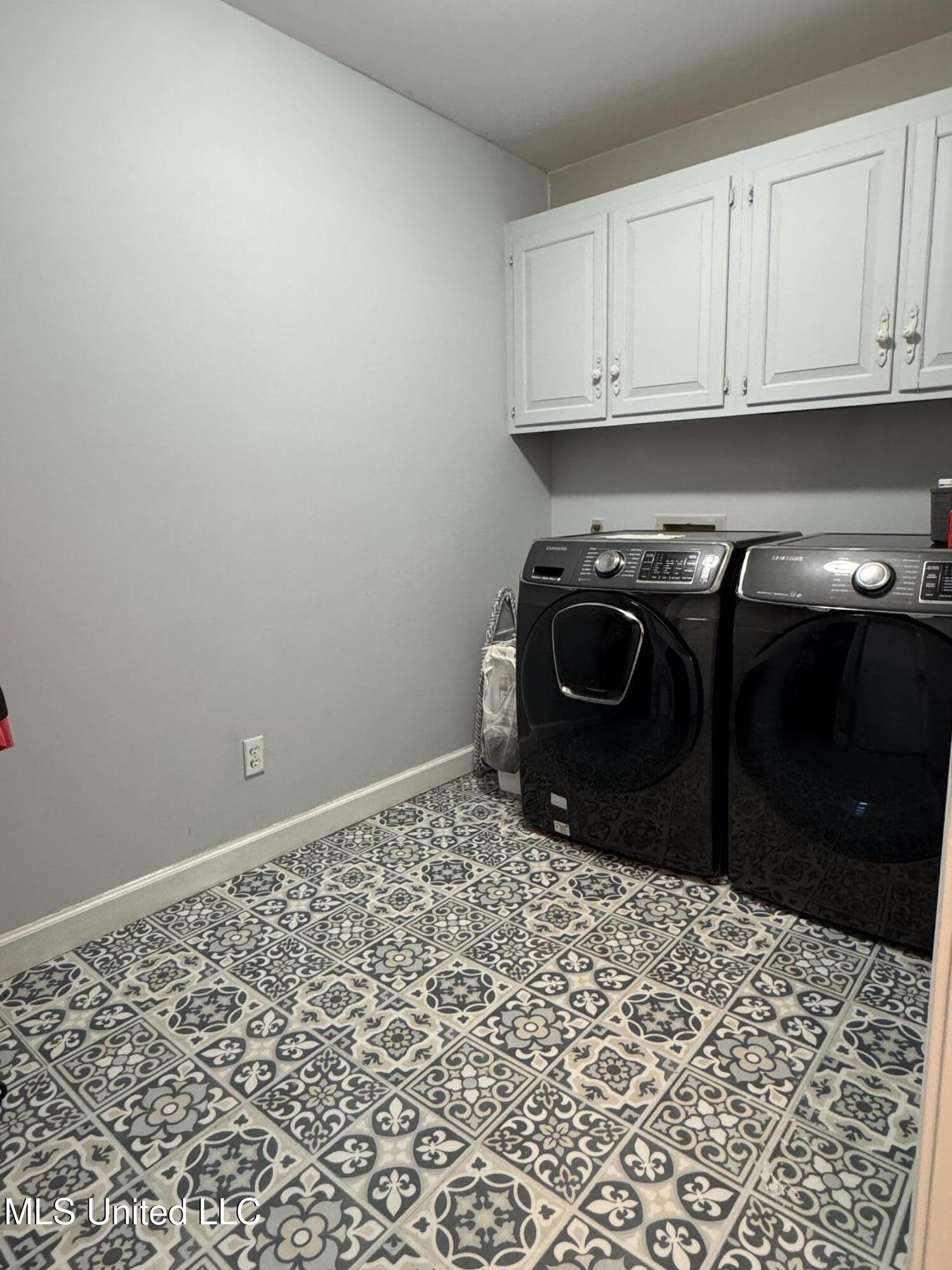 5205 Marthavale Cove Property Photo 15