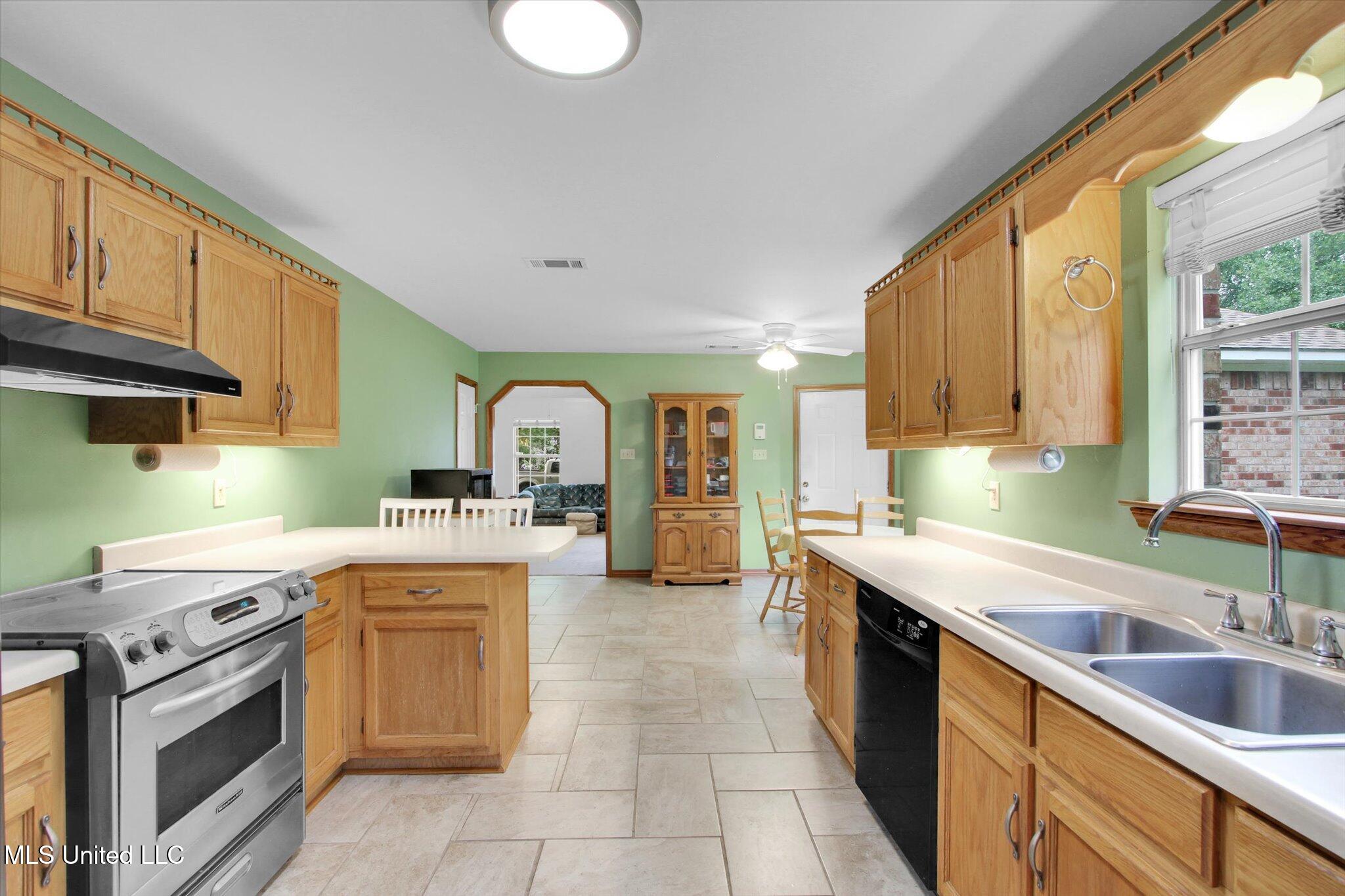 8809 Old Walnut Road Property Photo 13