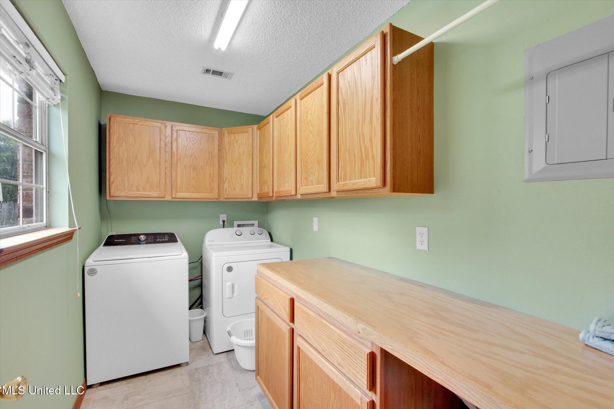 8809 Old Walnut Road Property Photo 16
