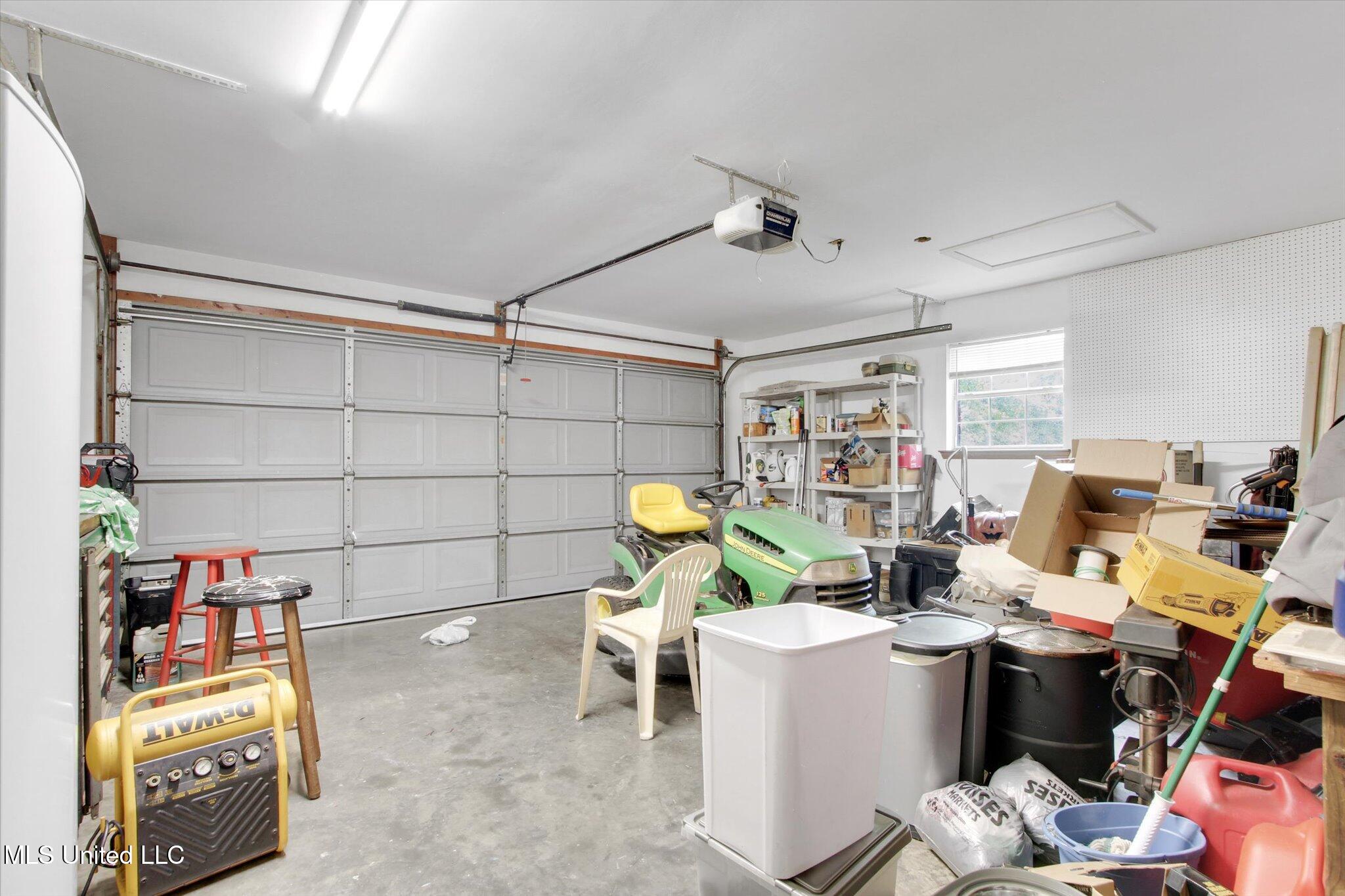 8809 Old Walnut Road Property Photo 26