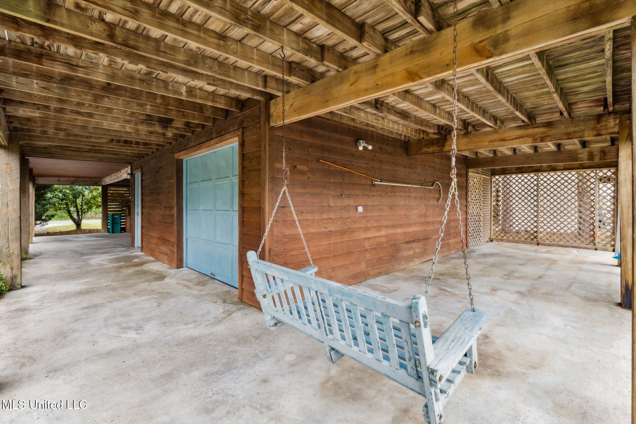 112 Dogwood Lane Property Photo 5